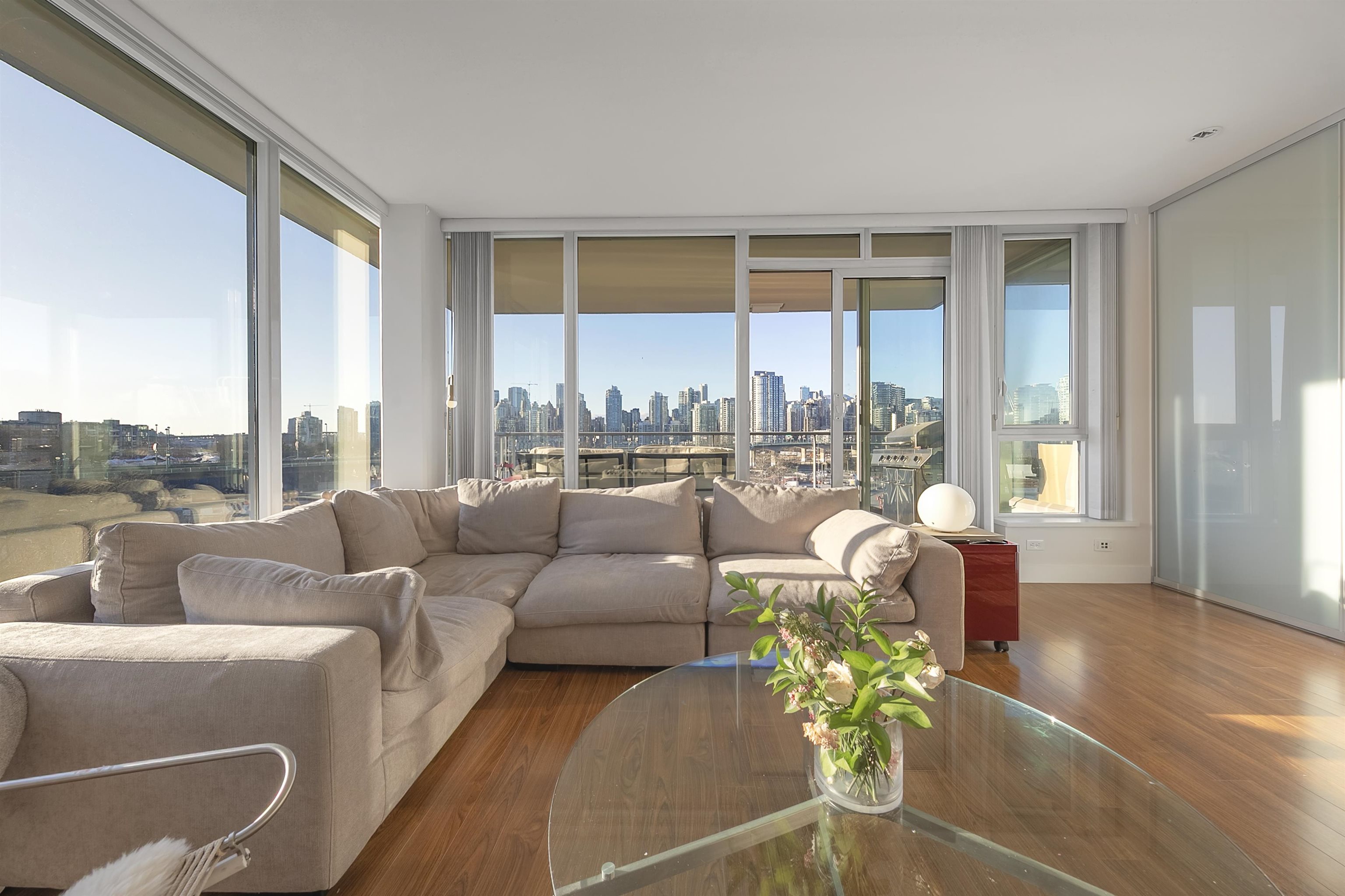 801 1833 CROWE STREET Unit: 801