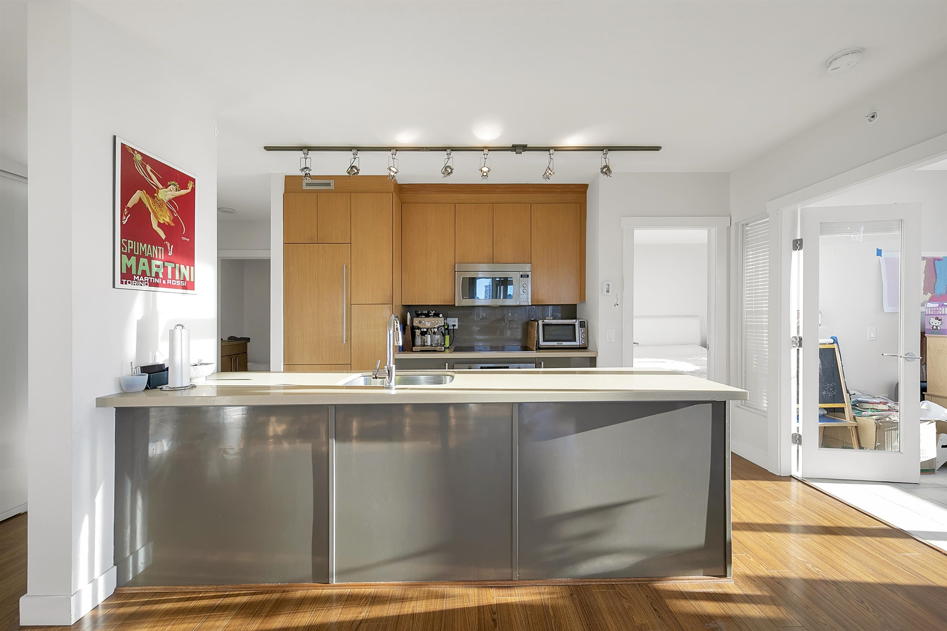 801 1833 CROWE STREET Unit: 801