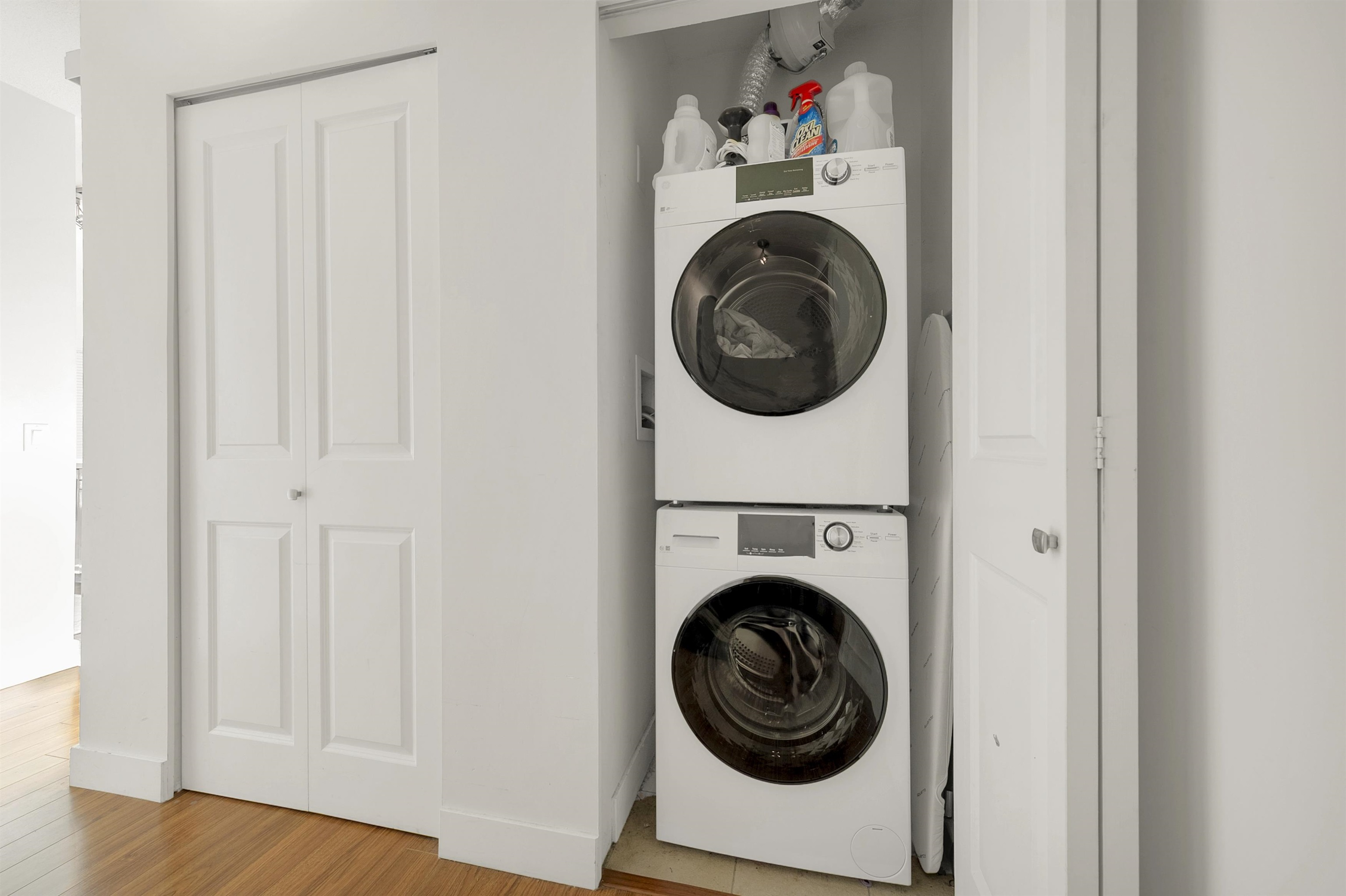 801 1833 CROWE STREET Unit: 801