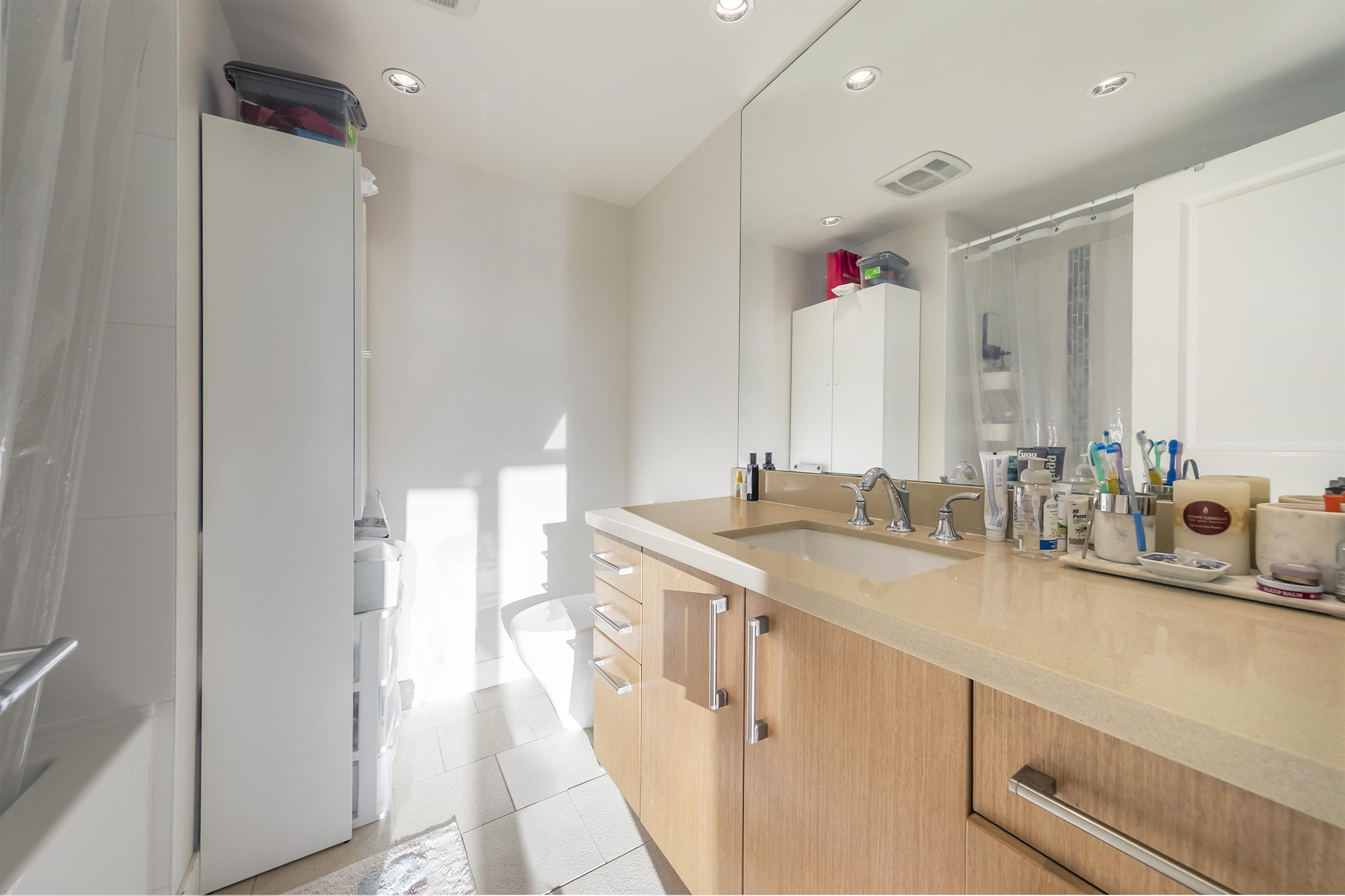 801 1833 CROWE STREET Unit: 801