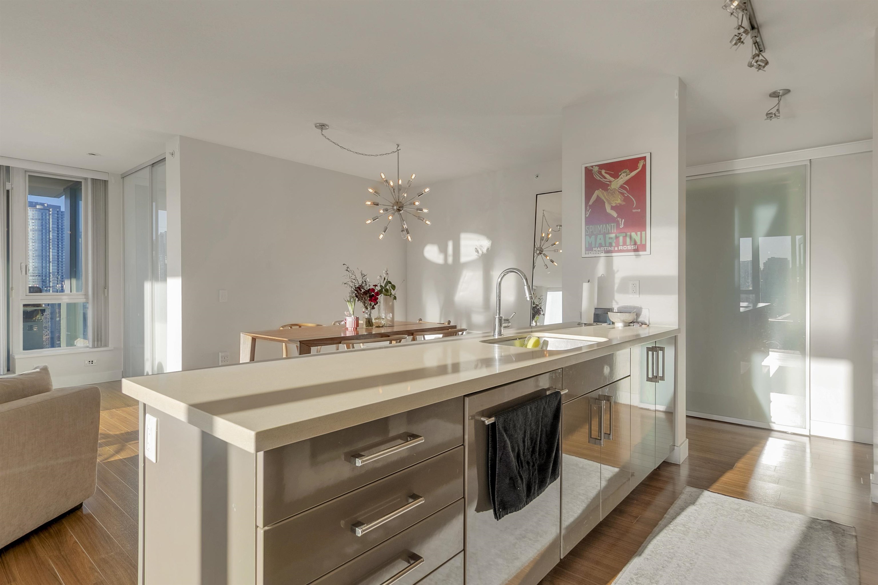 801 1833 CROWE STREET Unit: 801