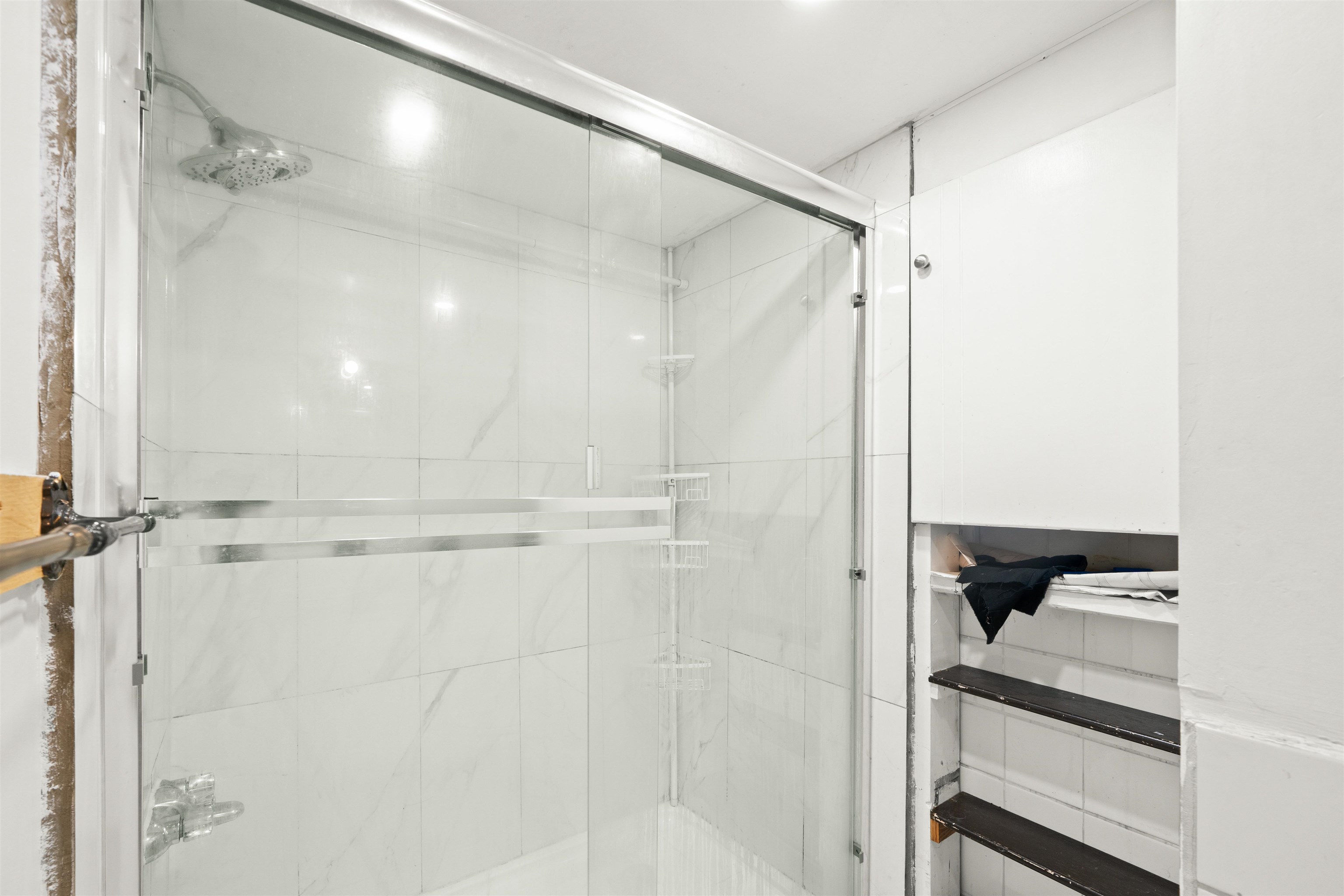 7060 E BREWSTER DRIVE