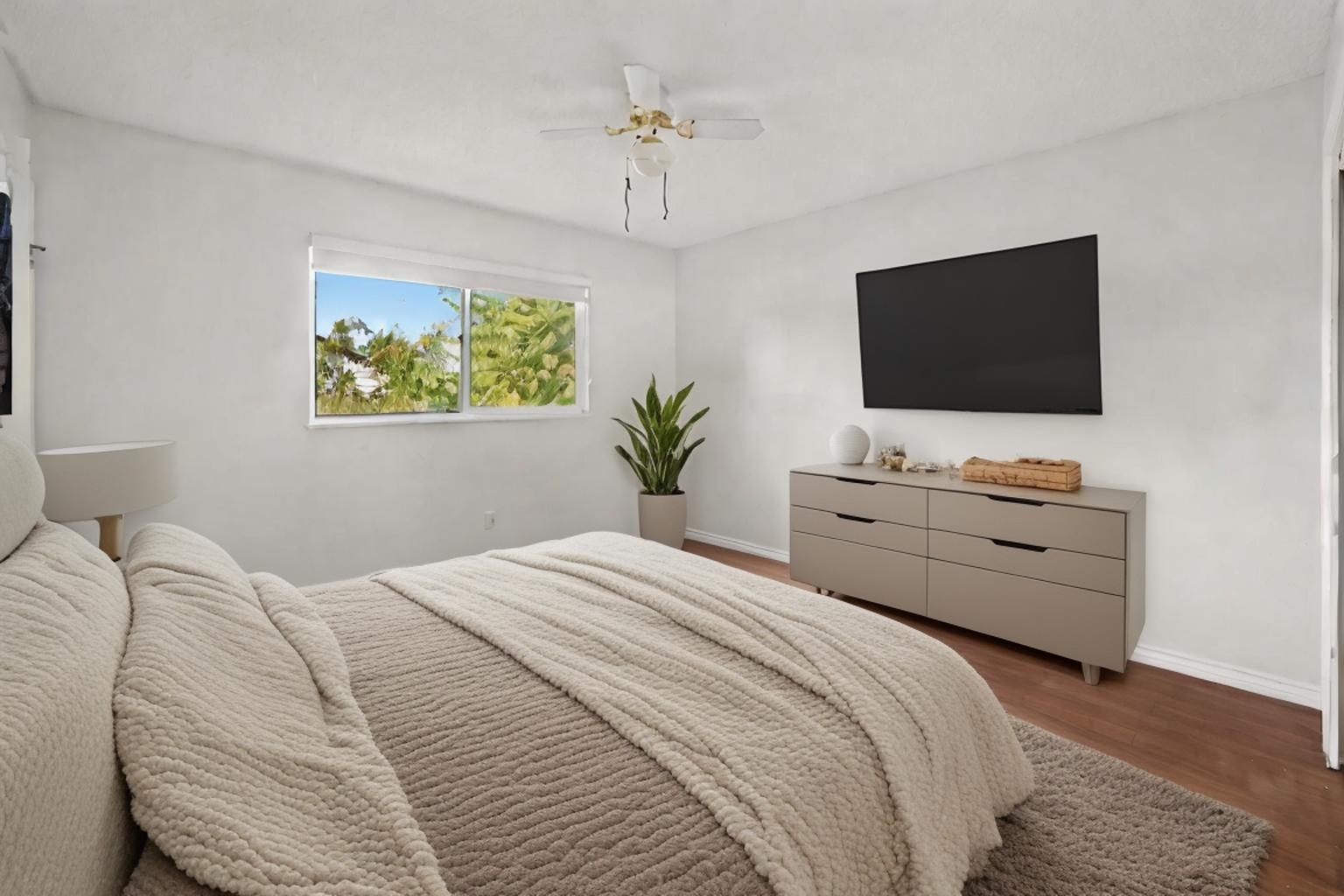 7060 E BREWSTER DRIVE