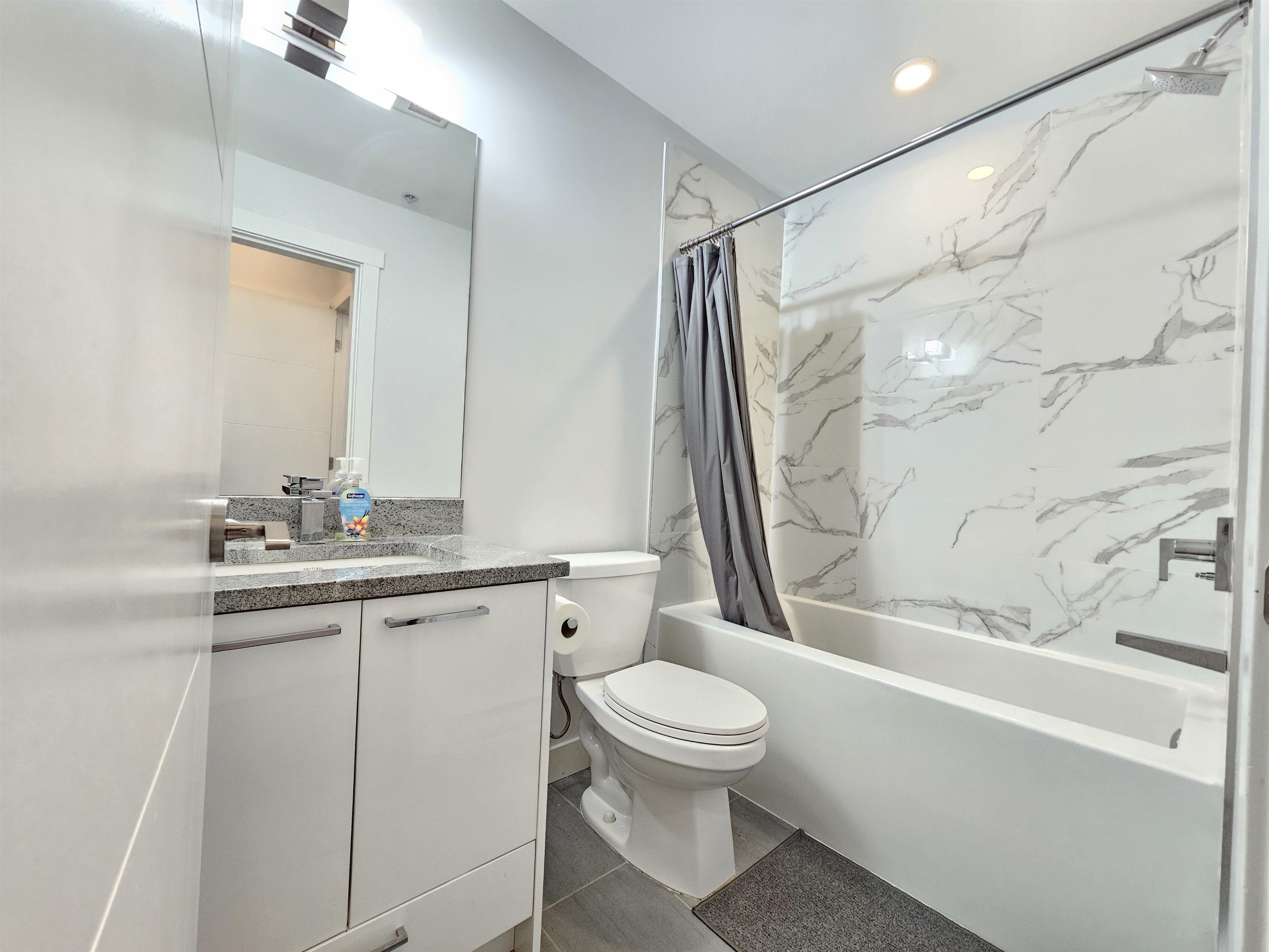 508 20696 EASTLEIGH CRESCENT Unit: 508