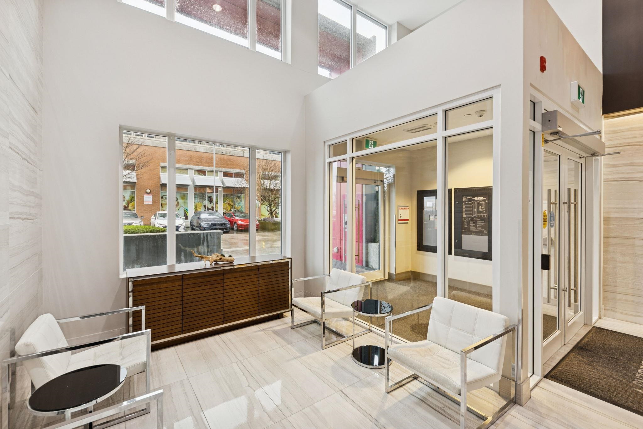 305 10788 NO. 5 ROAD Unit: 305