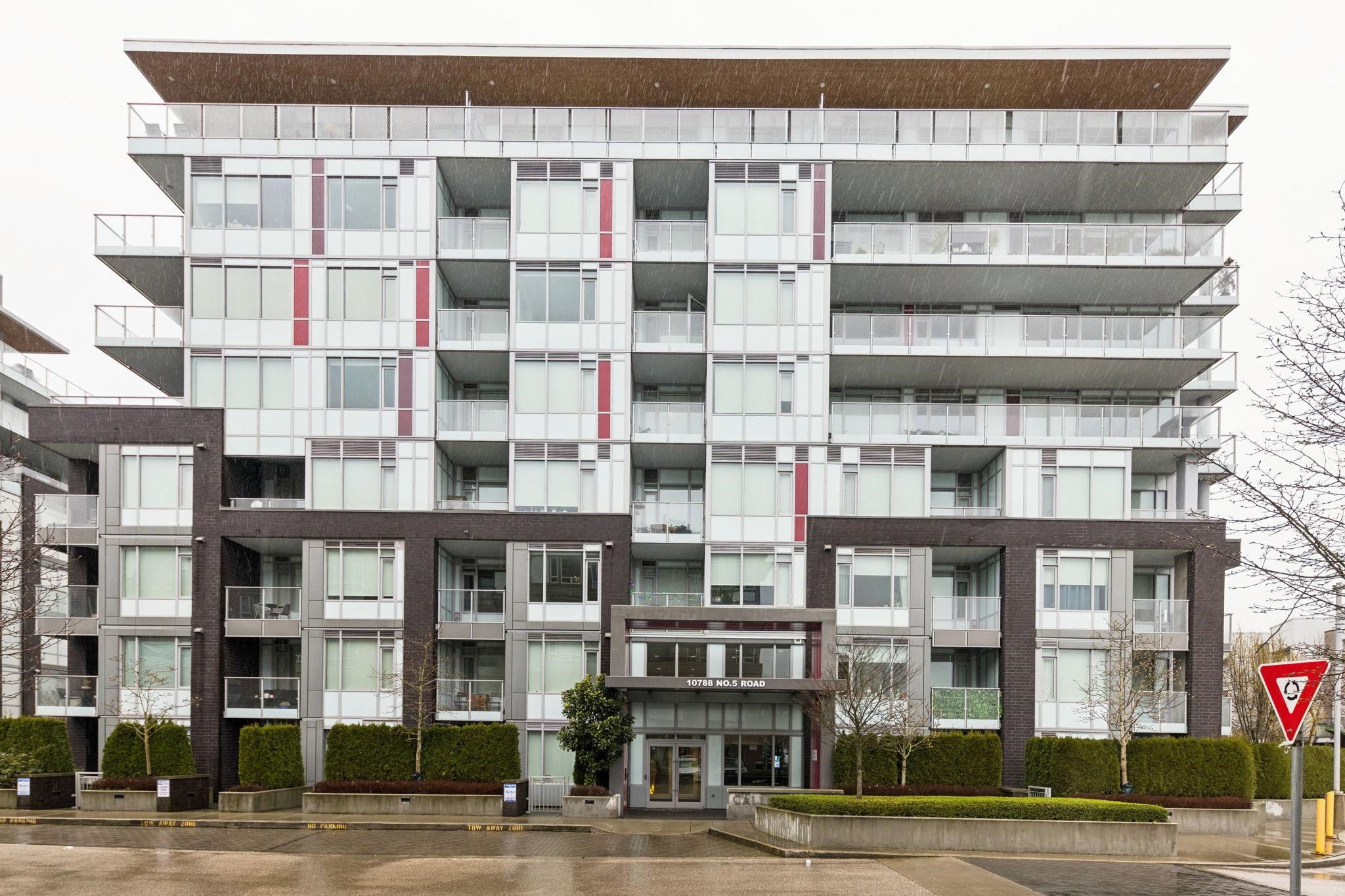 305 10788 NO. 5 ROAD Unit: 305