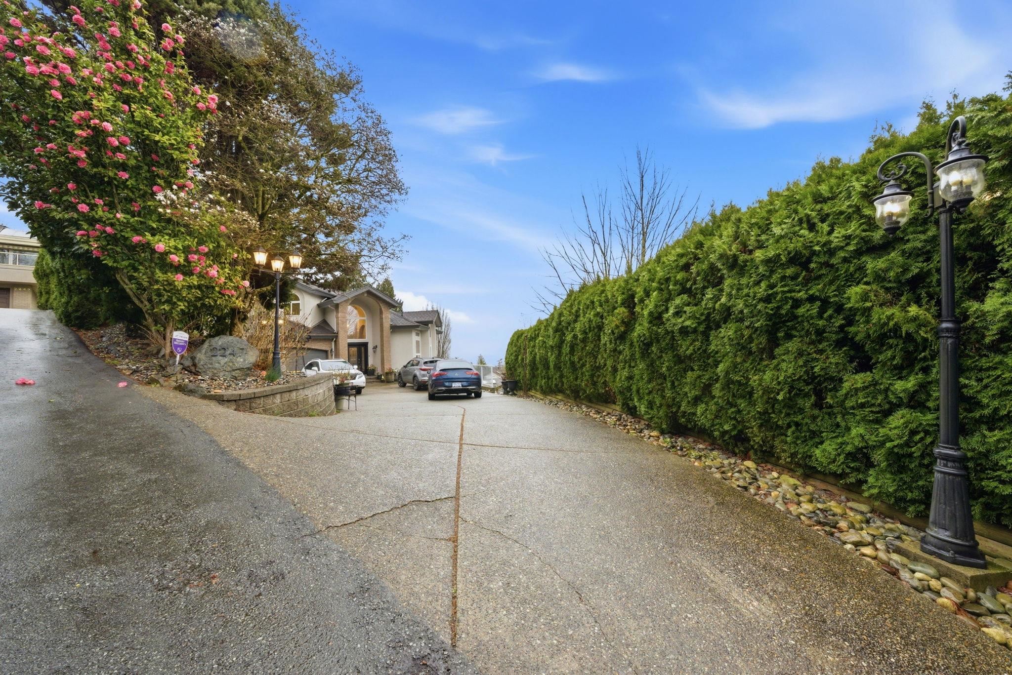 2247 2247 MOUNTAIN DRIVE Unit: 2247