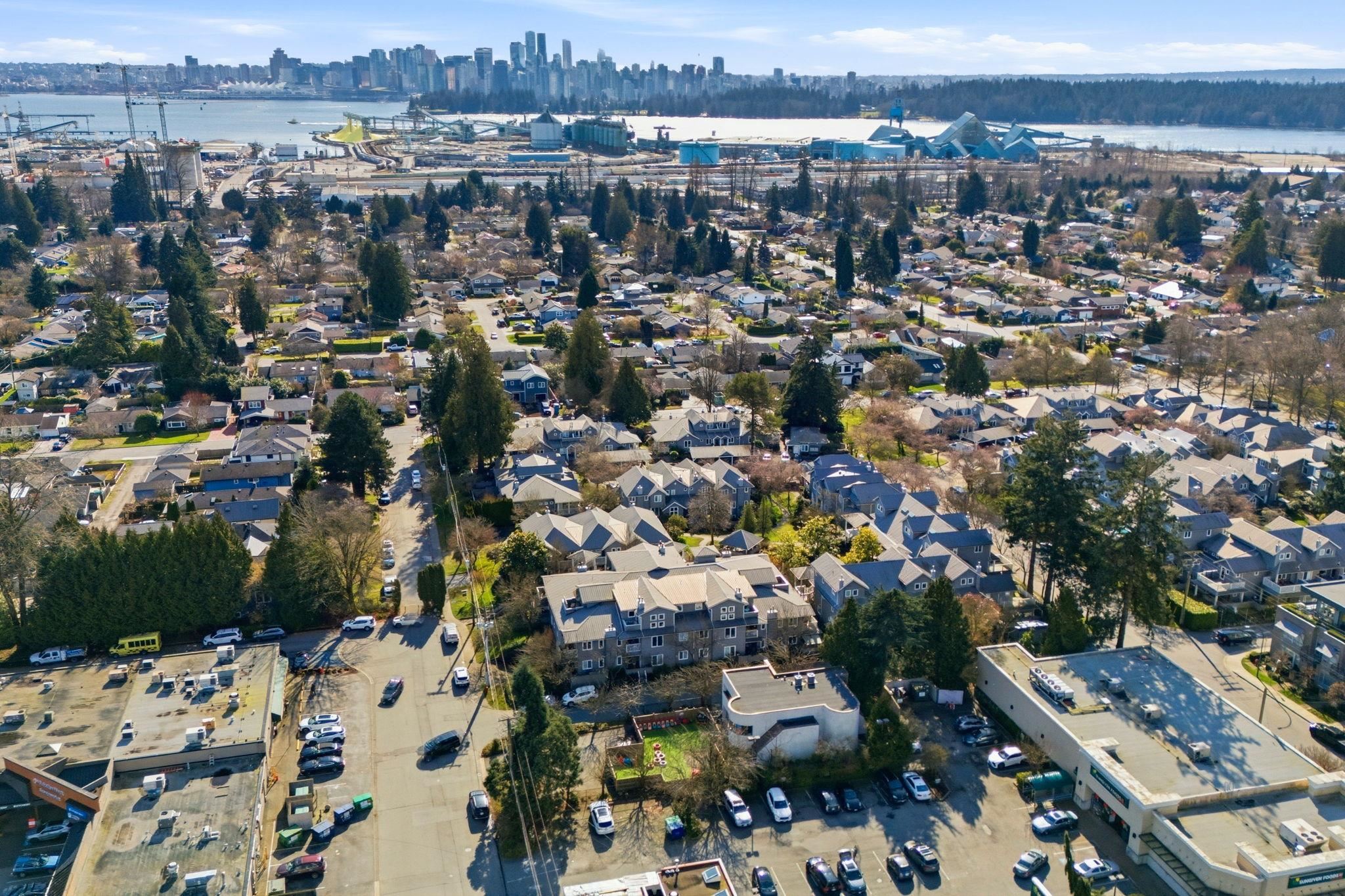 203 1538 BOWSER AVENUE Unit: 203