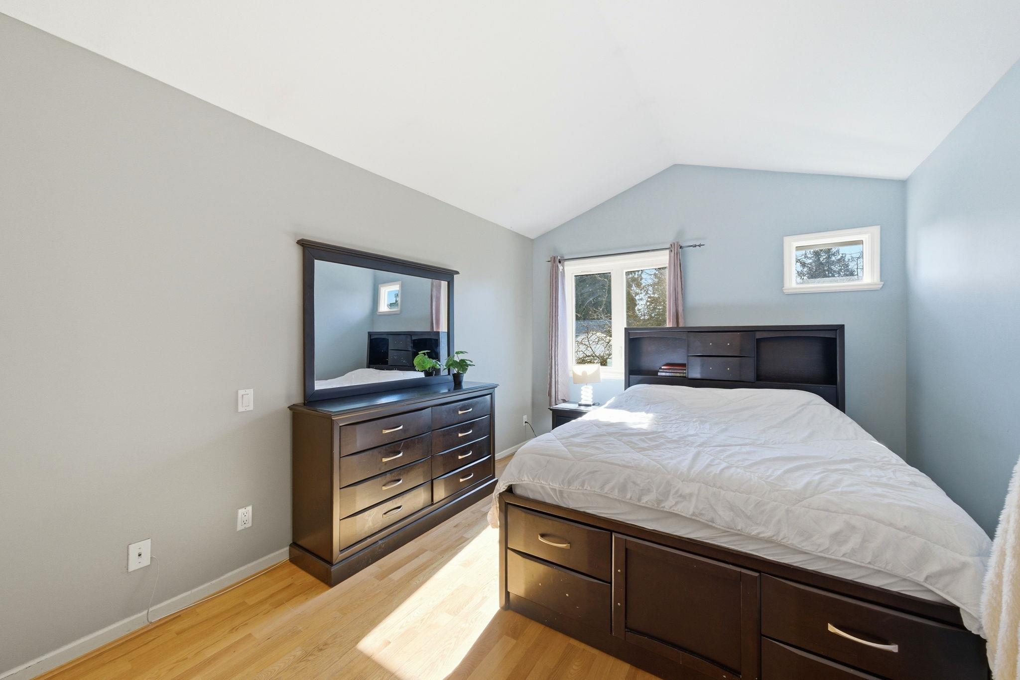 203 1538 BOWSER AVENUE Unit: 203