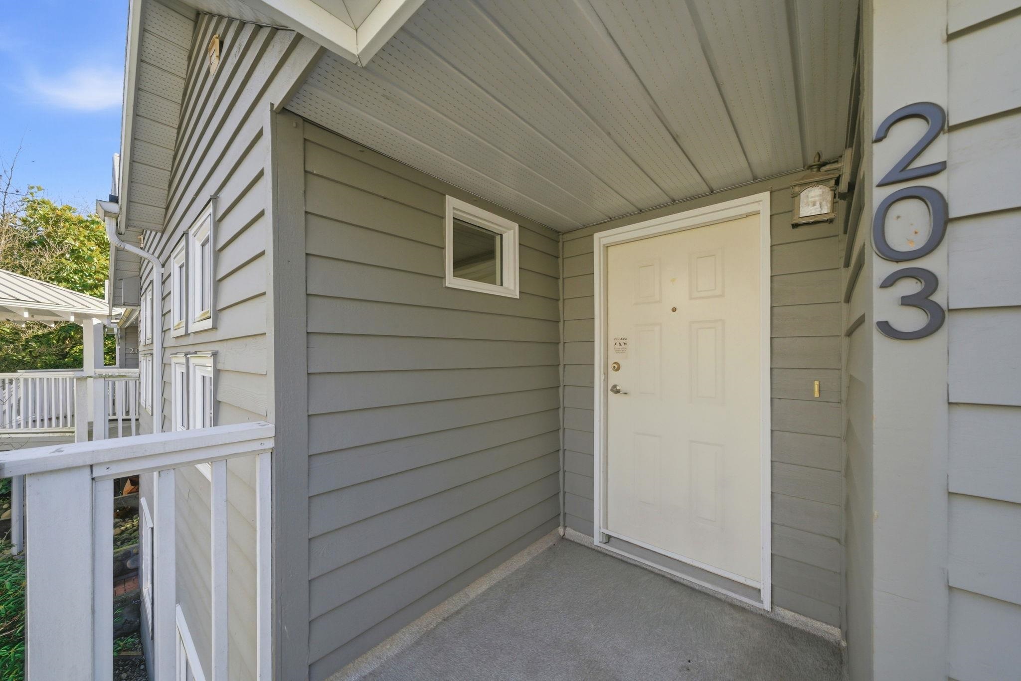 203 1538 BOWSER AVENUE Unit: 203