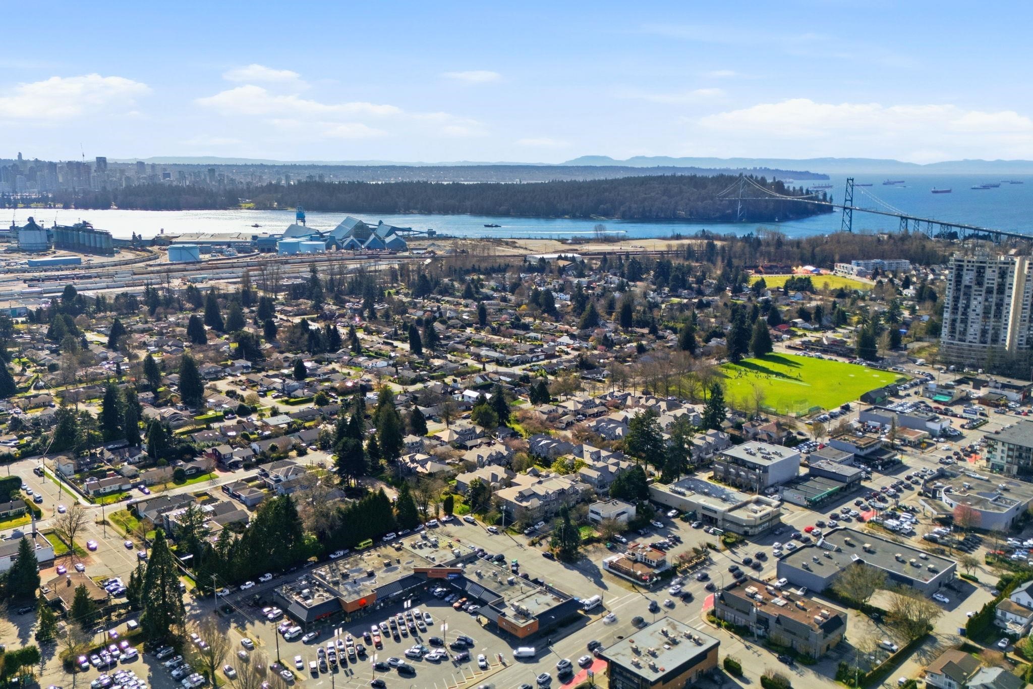 203 1538 BOWSER AVENUE Unit: 203