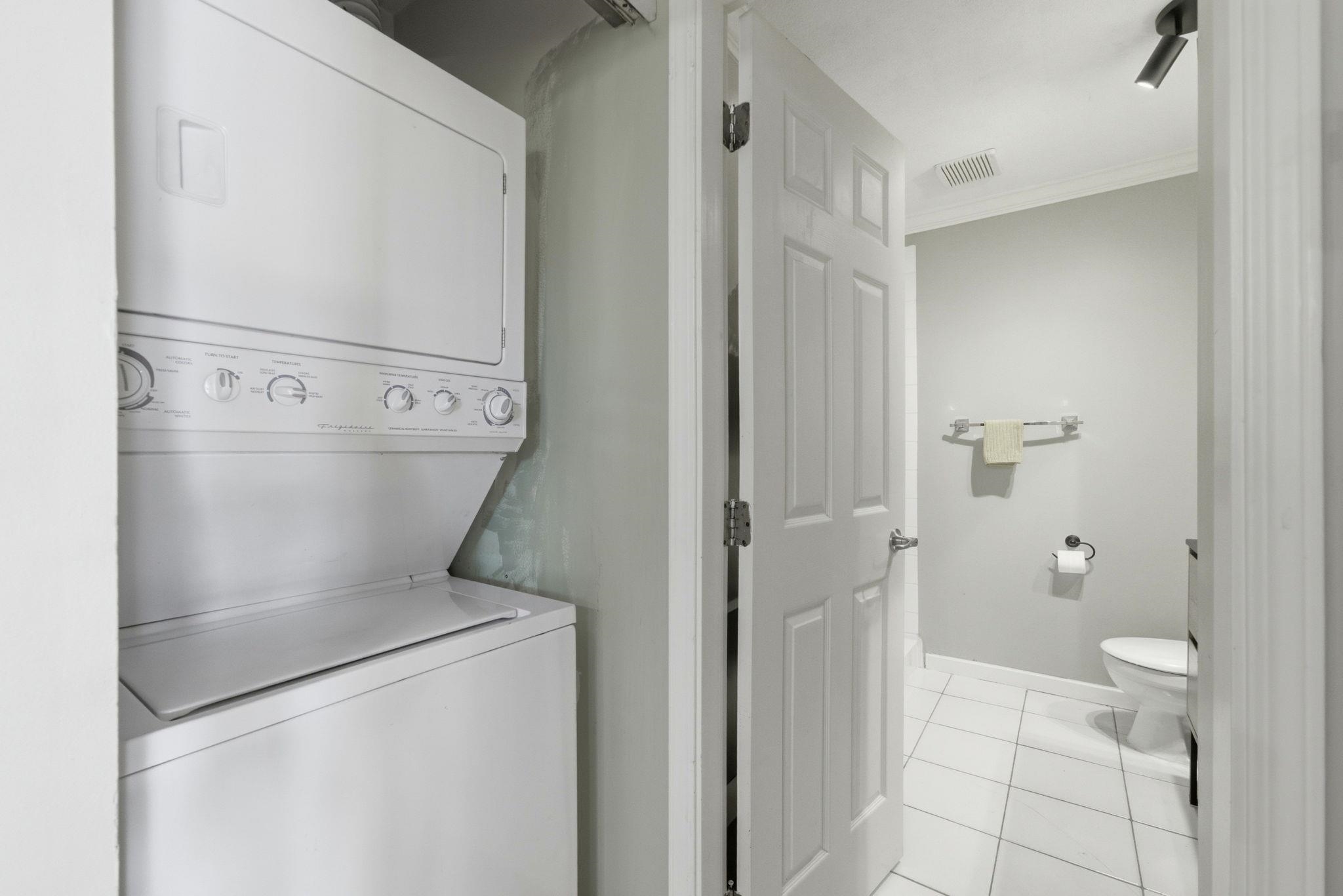 203 1538 BOWSER AVENUE Unit: 203