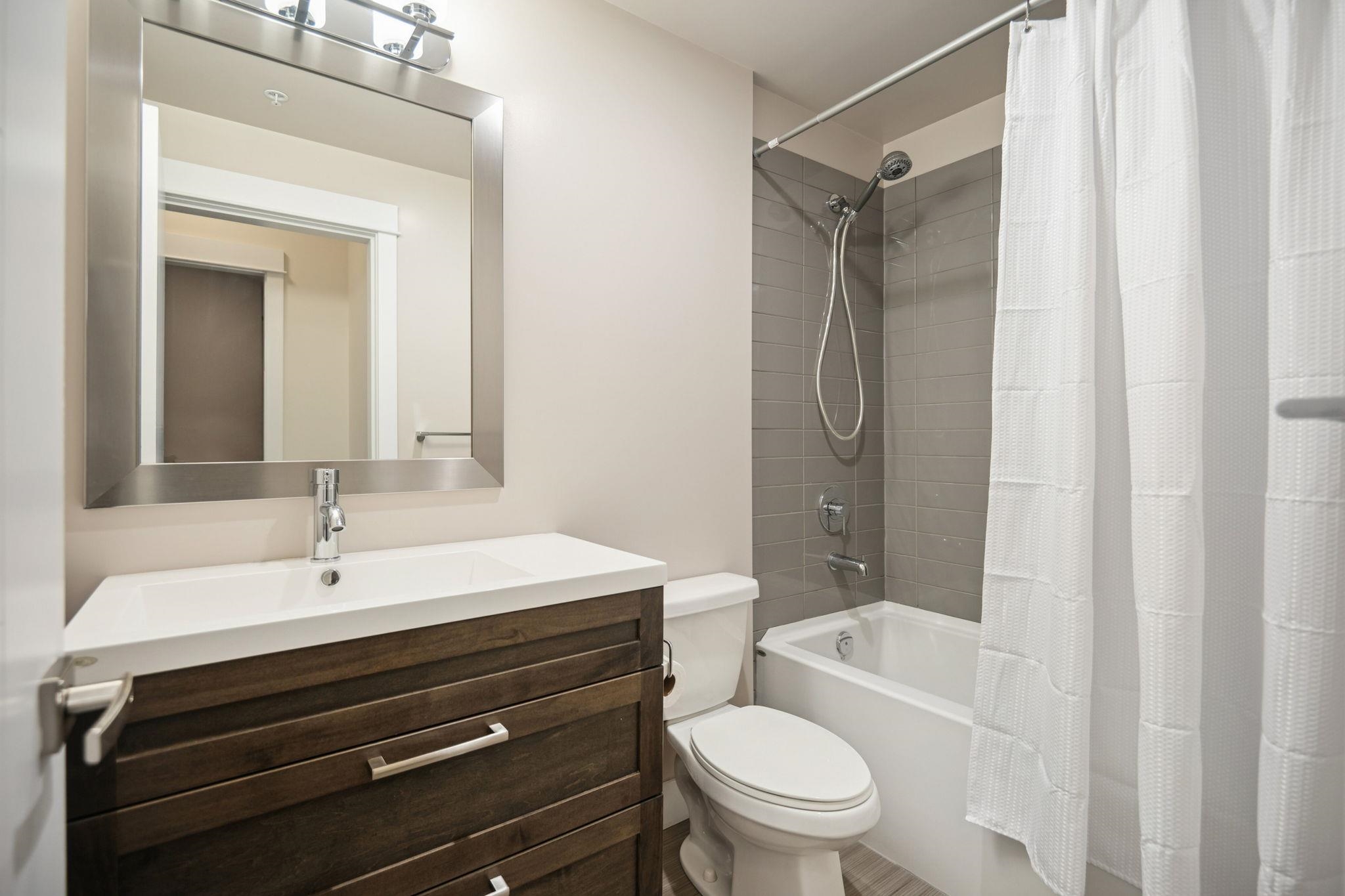 205 2495 WILSON AVENUE Unit: 205