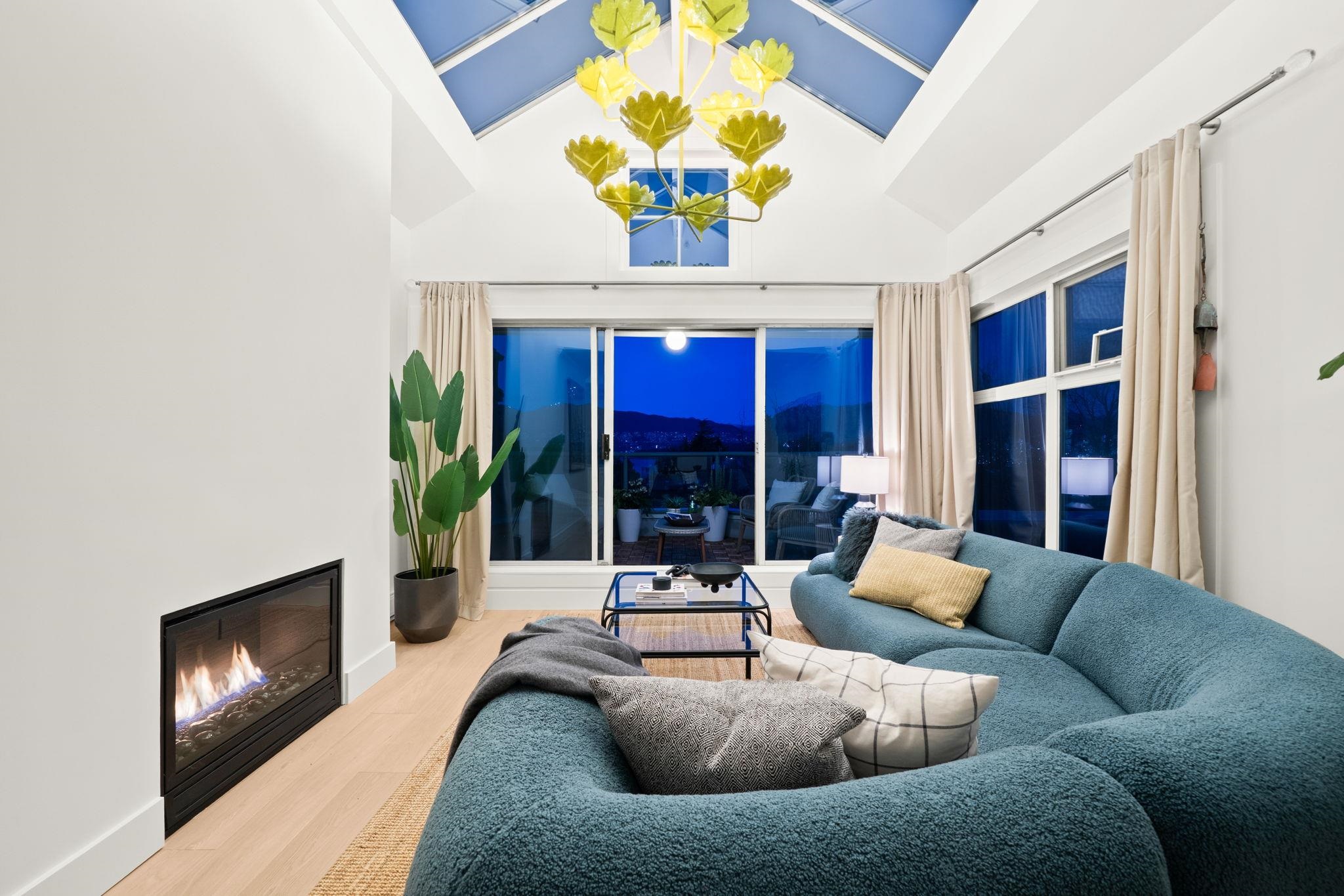 409 2250 W 3RD AVENUE Unit: 409