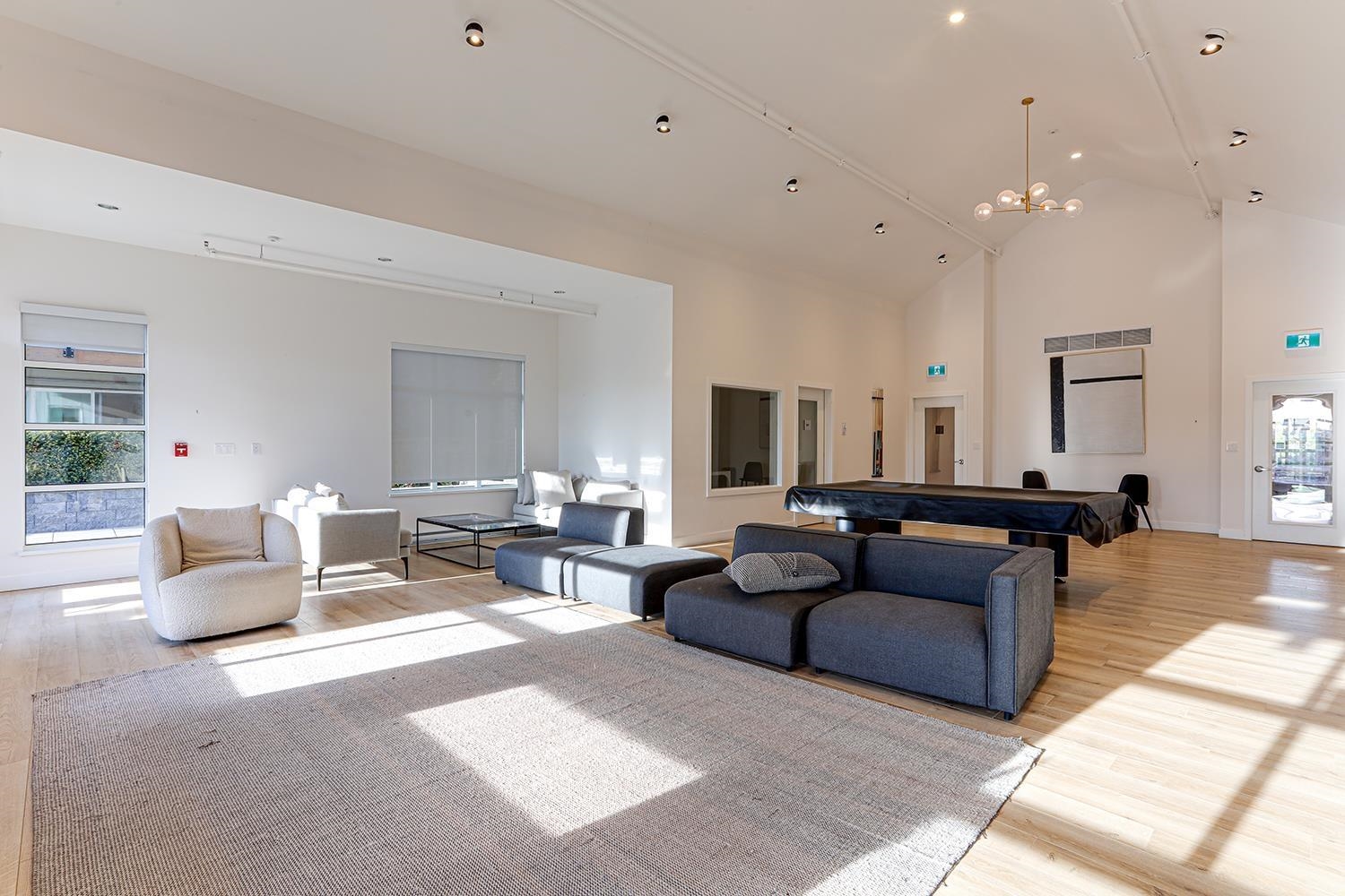 306 1792 STARLING DRIVE Unit: 306