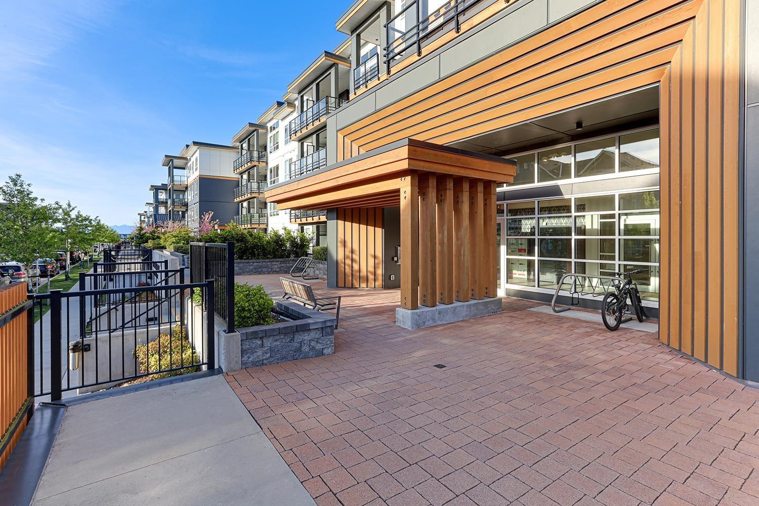 306 1792 STARLING DRIVE Unit: 306