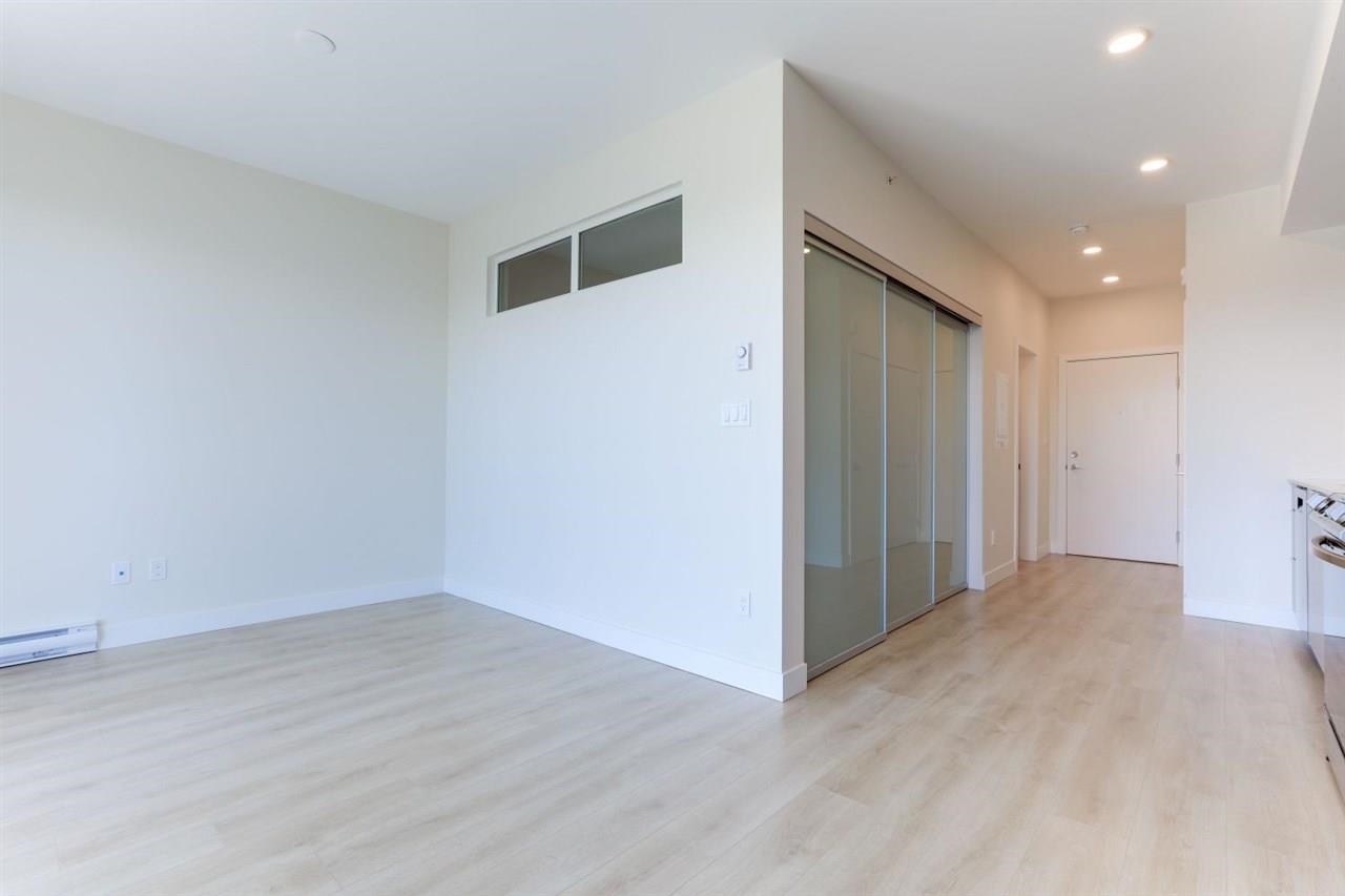 306 1792 STARLING DRIVE Unit: 306