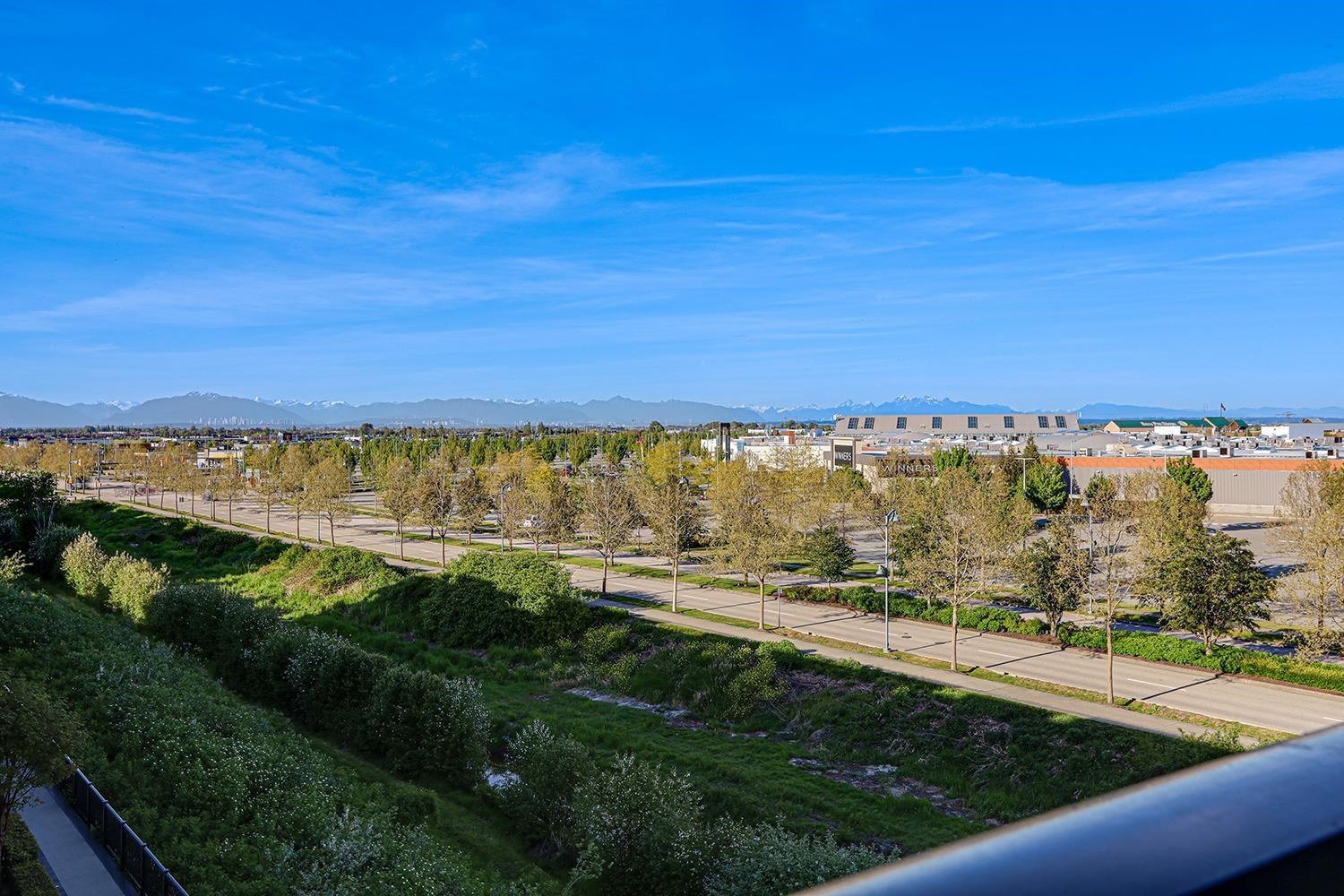 306 1792 STARLING DRIVE Unit: 306