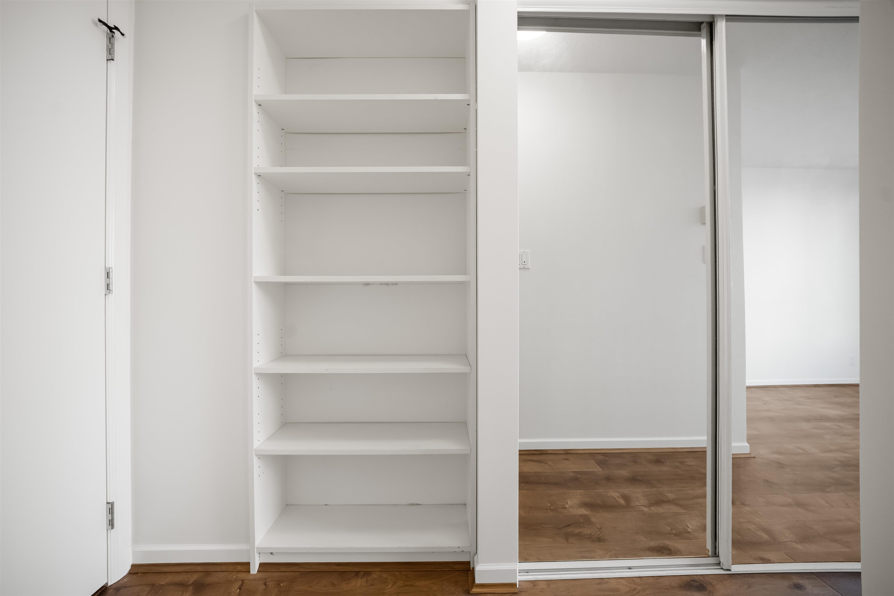 602 8180 GRANVILLE AVENUE Unit: 602