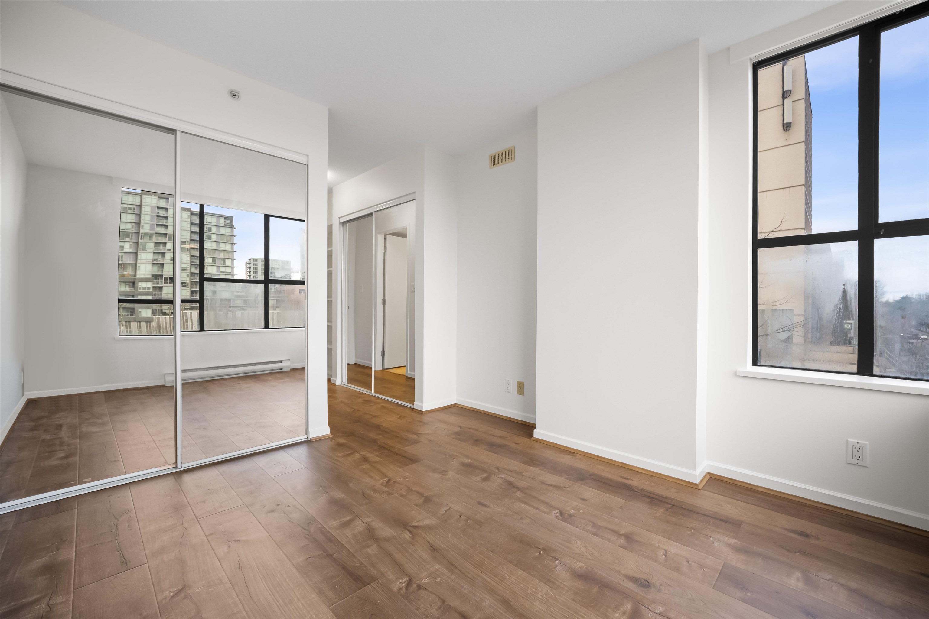 602 8180 GRANVILLE AVENUE Unit: 602