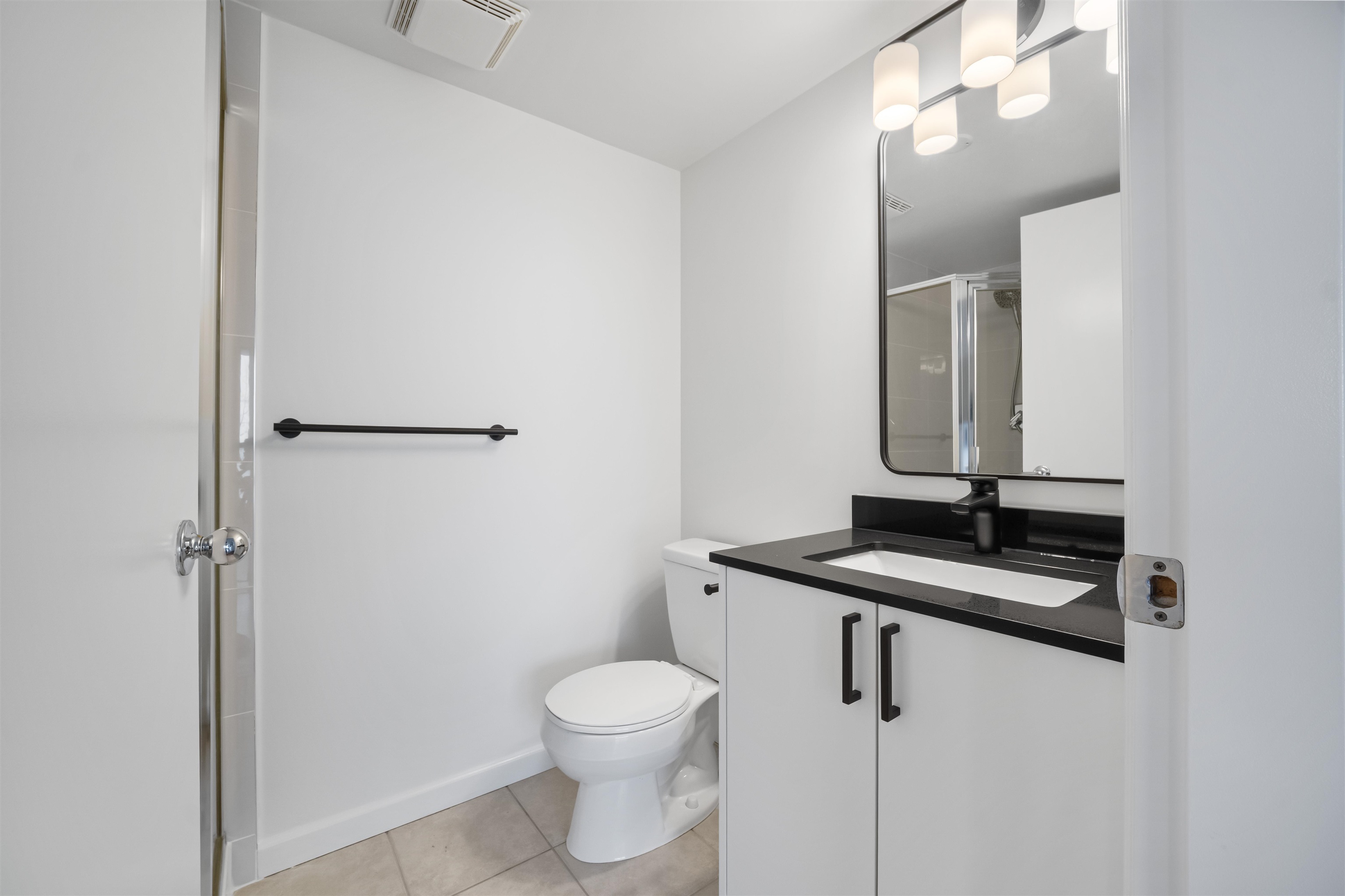 602 8180 GRANVILLE AVENUE Unit: 602