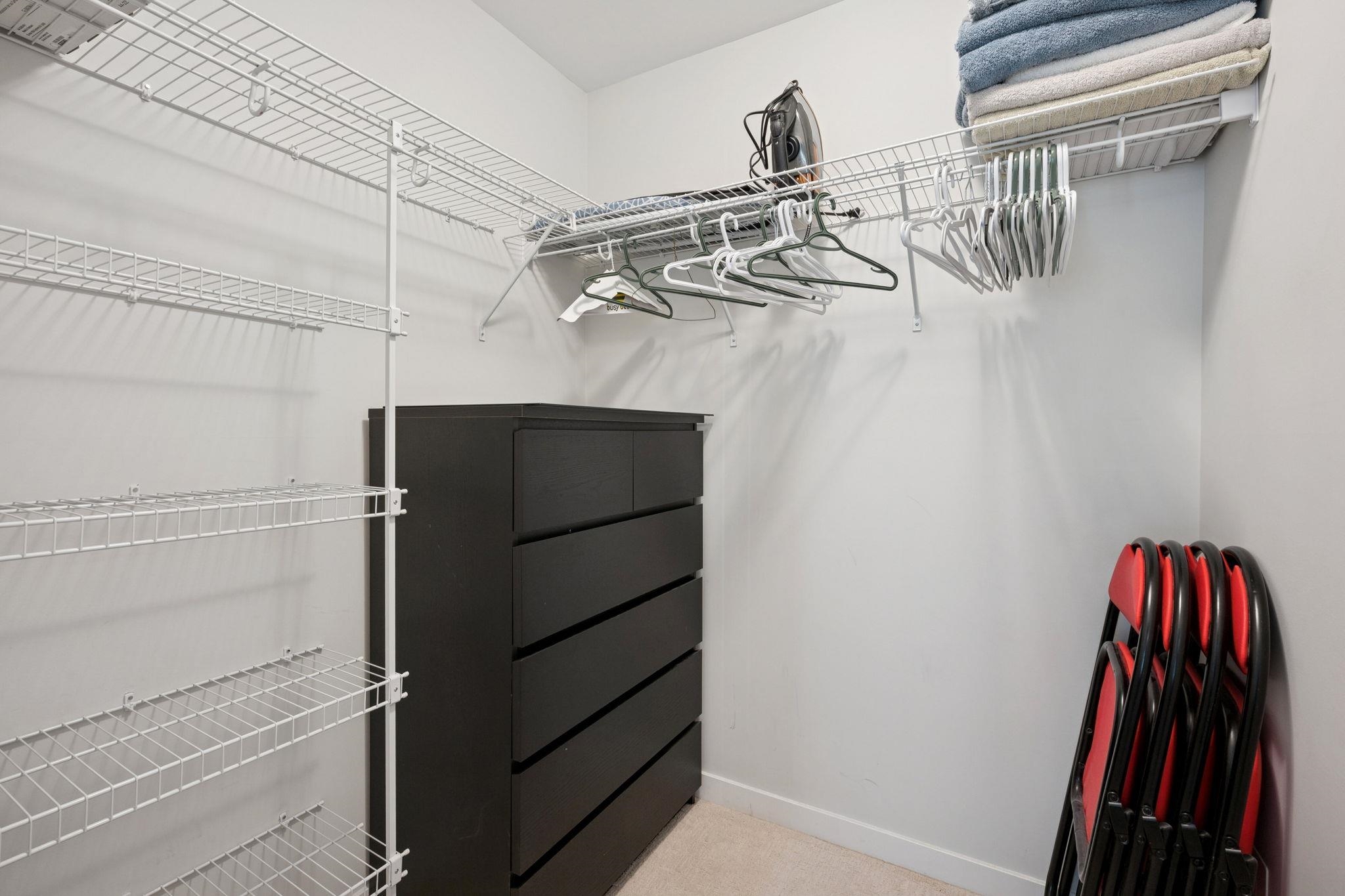 222 9500 TOMICKI AVENUE Unit: 222