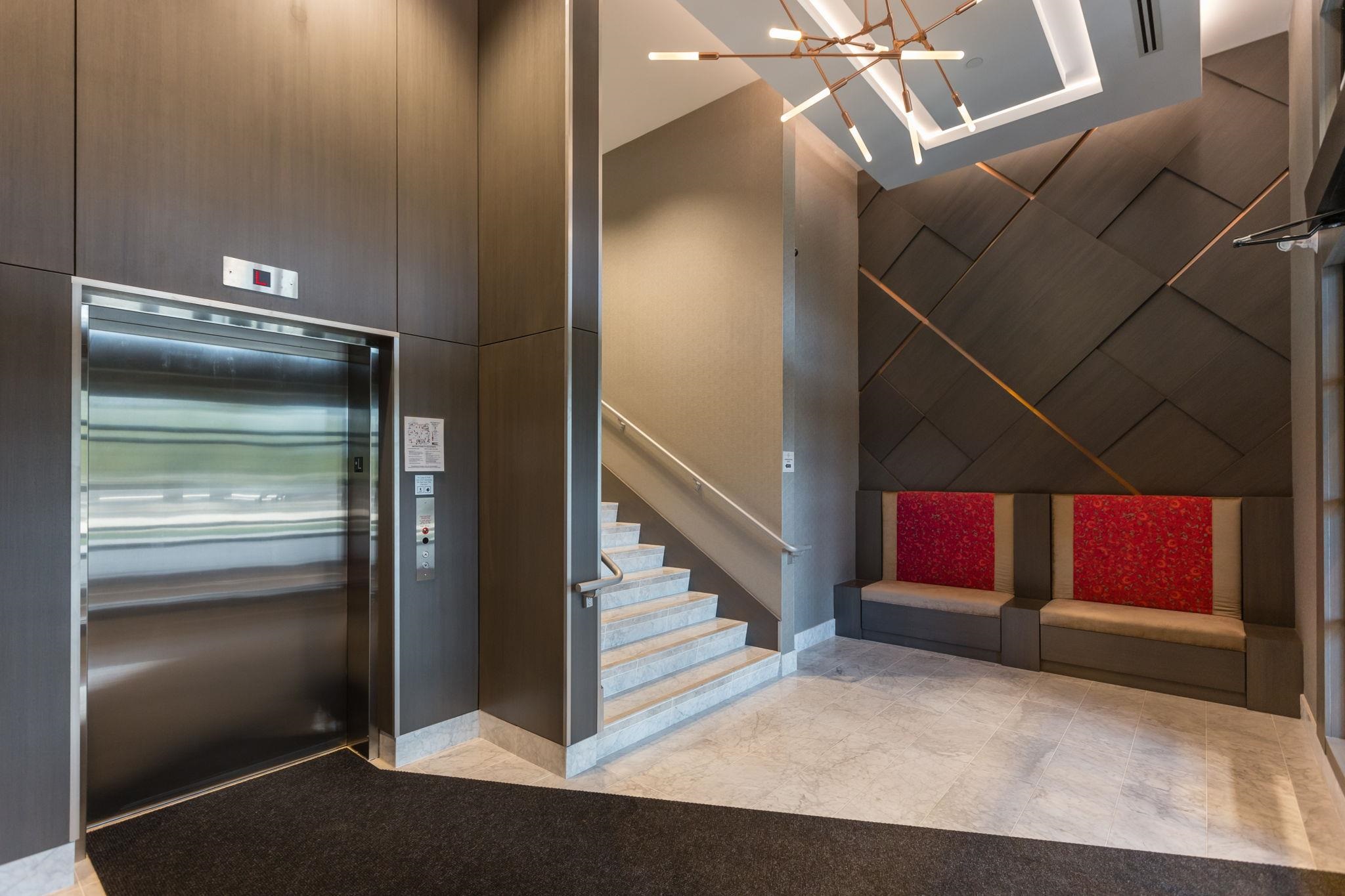 222 9500 TOMICKI AVENUE Unit: 222