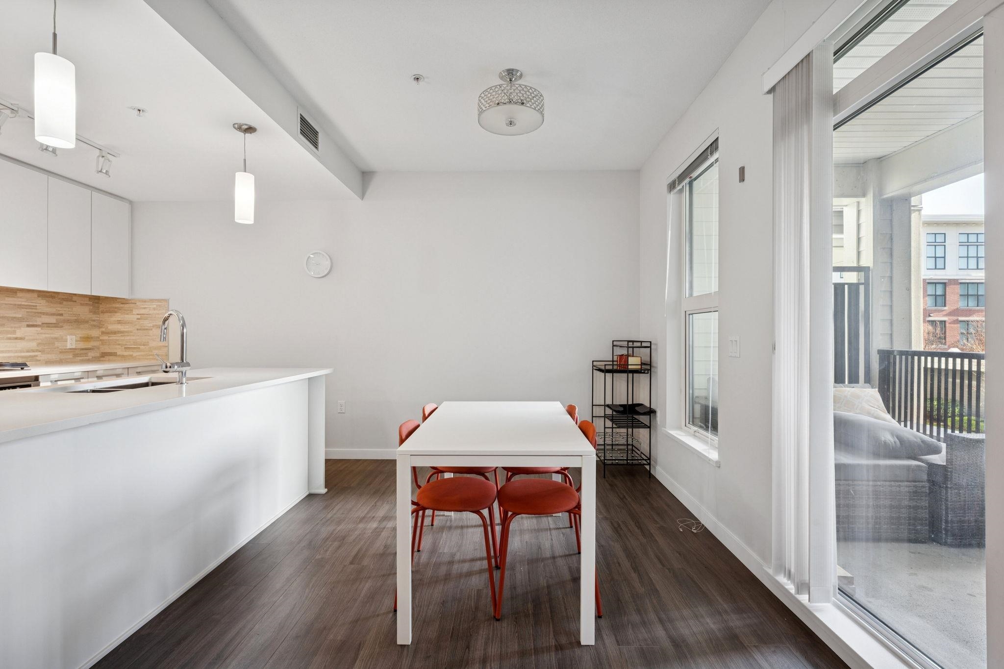 222 9500 TOMICKI AVENUE Unit: 222