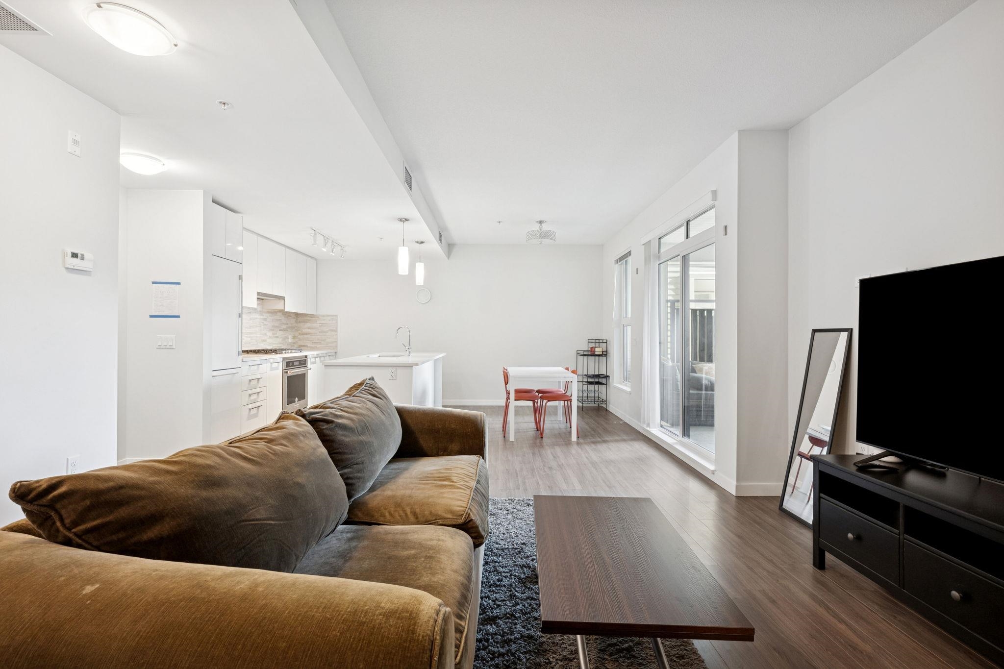 222 9500 TOMICKI AVENUE Unit: 222