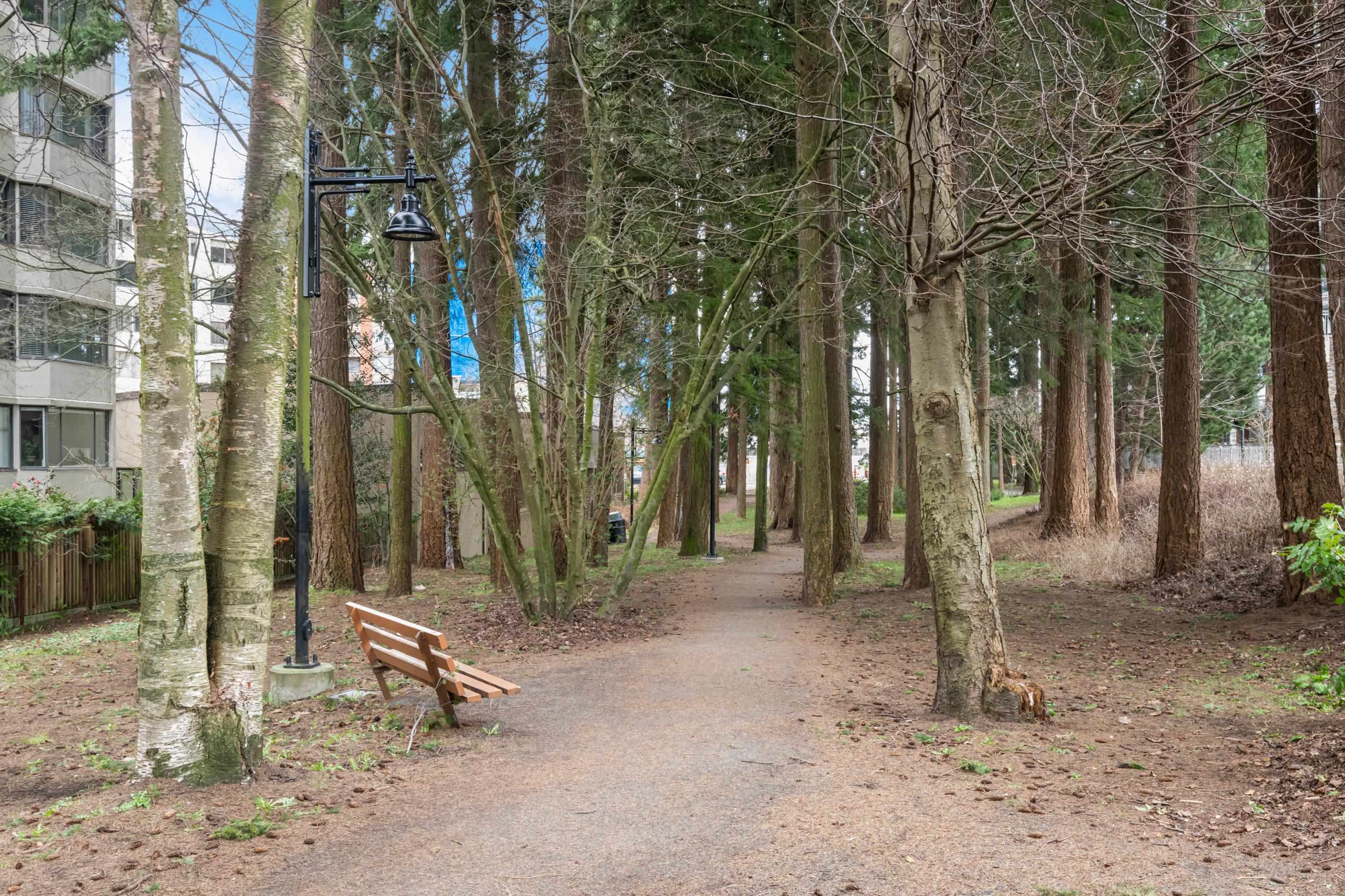 111 1442 FOSTER STREET Unit: 111