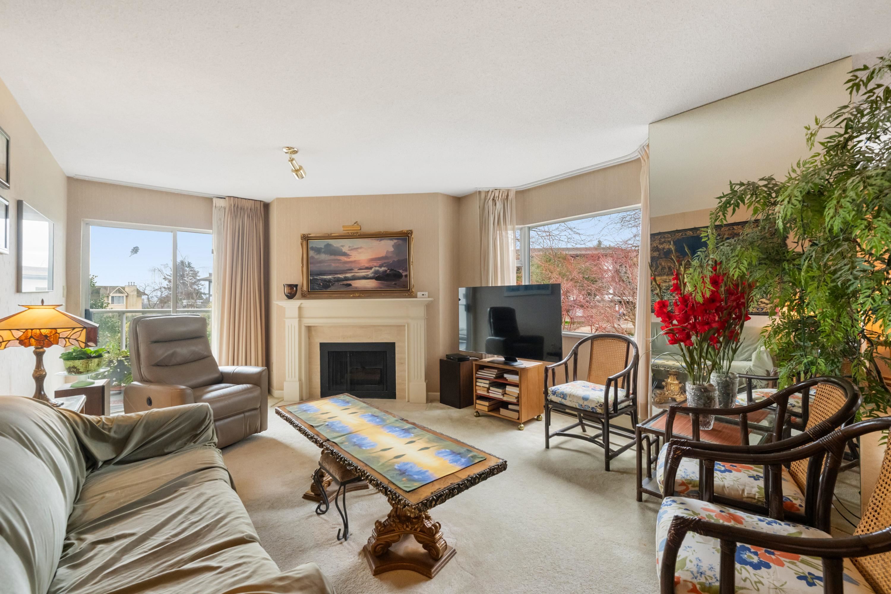 111 1442 FOSTER STREET Unit: 111