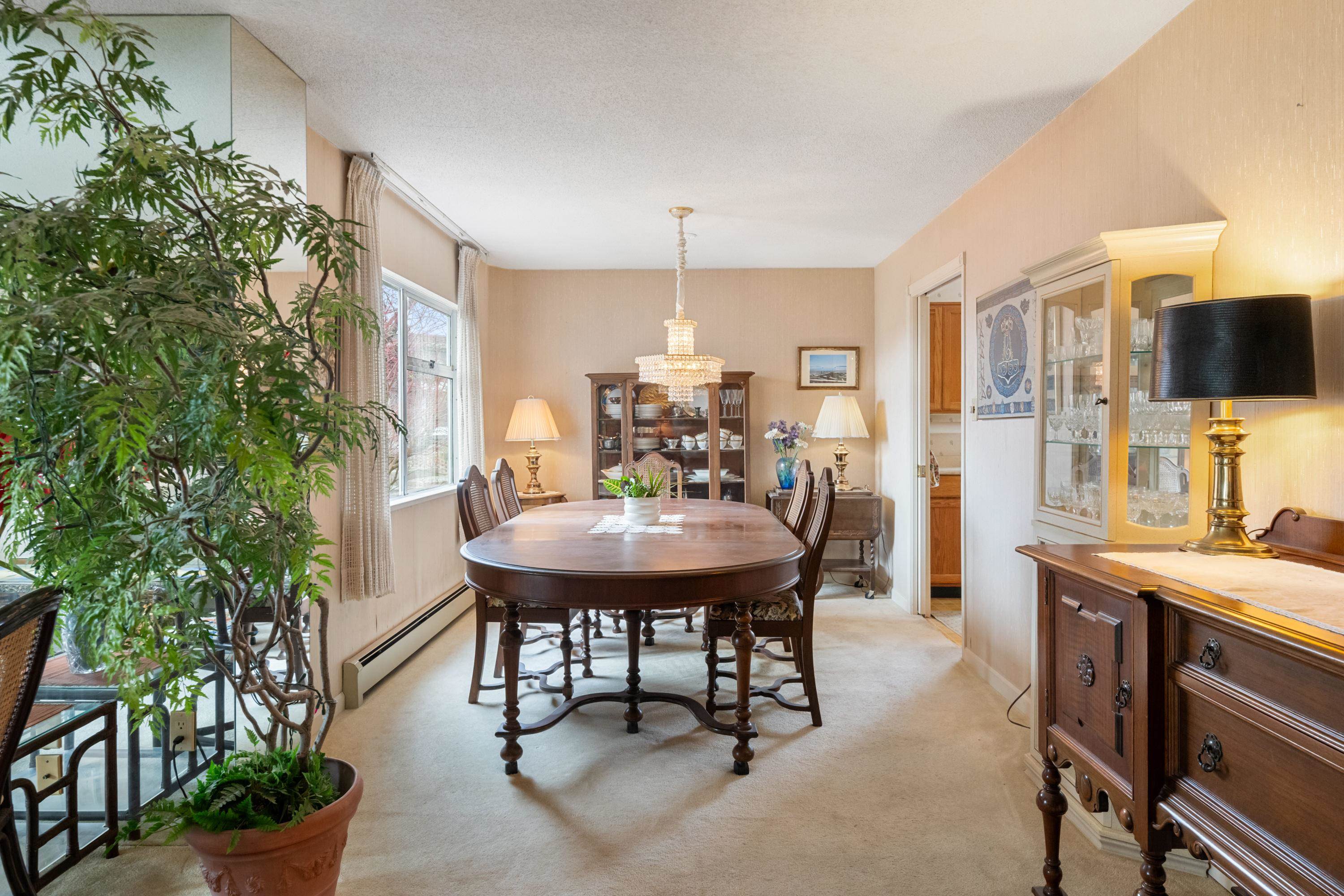 111 1442 FOSTER STREET Unit: 111