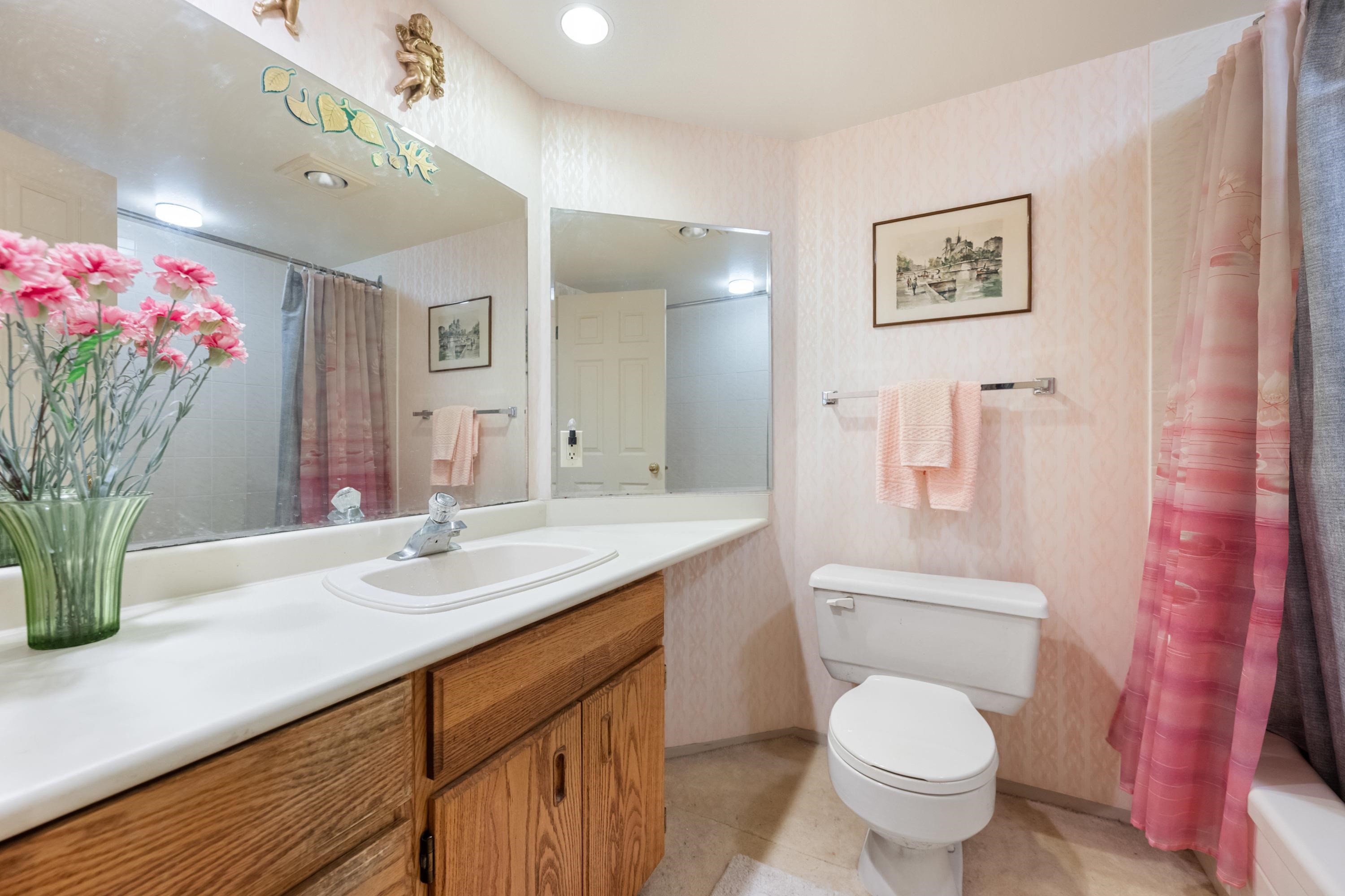 111 1442 FOSTER STREET Unit: 111