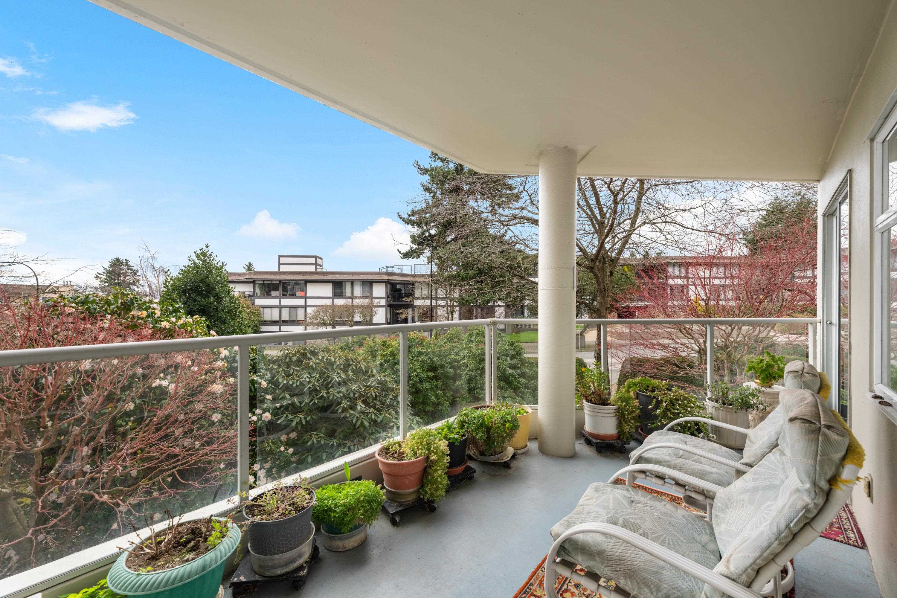 111 1442 FOSTER STREET Unit: 111