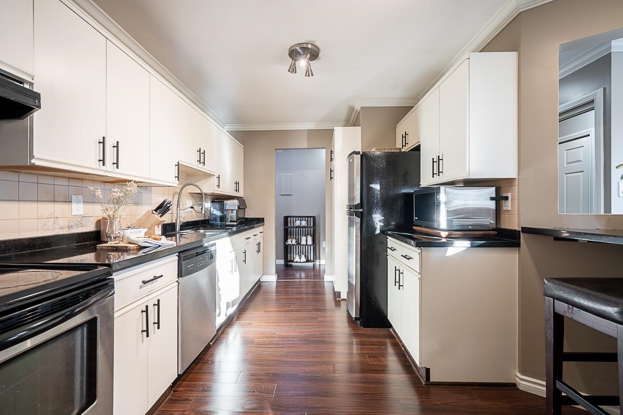 313 1830 E SOUTHMERE CRESCENT Unit: 313