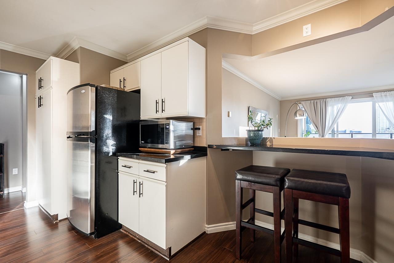 313 1830 E SOUTHMERE CRESCENT Unit: 313