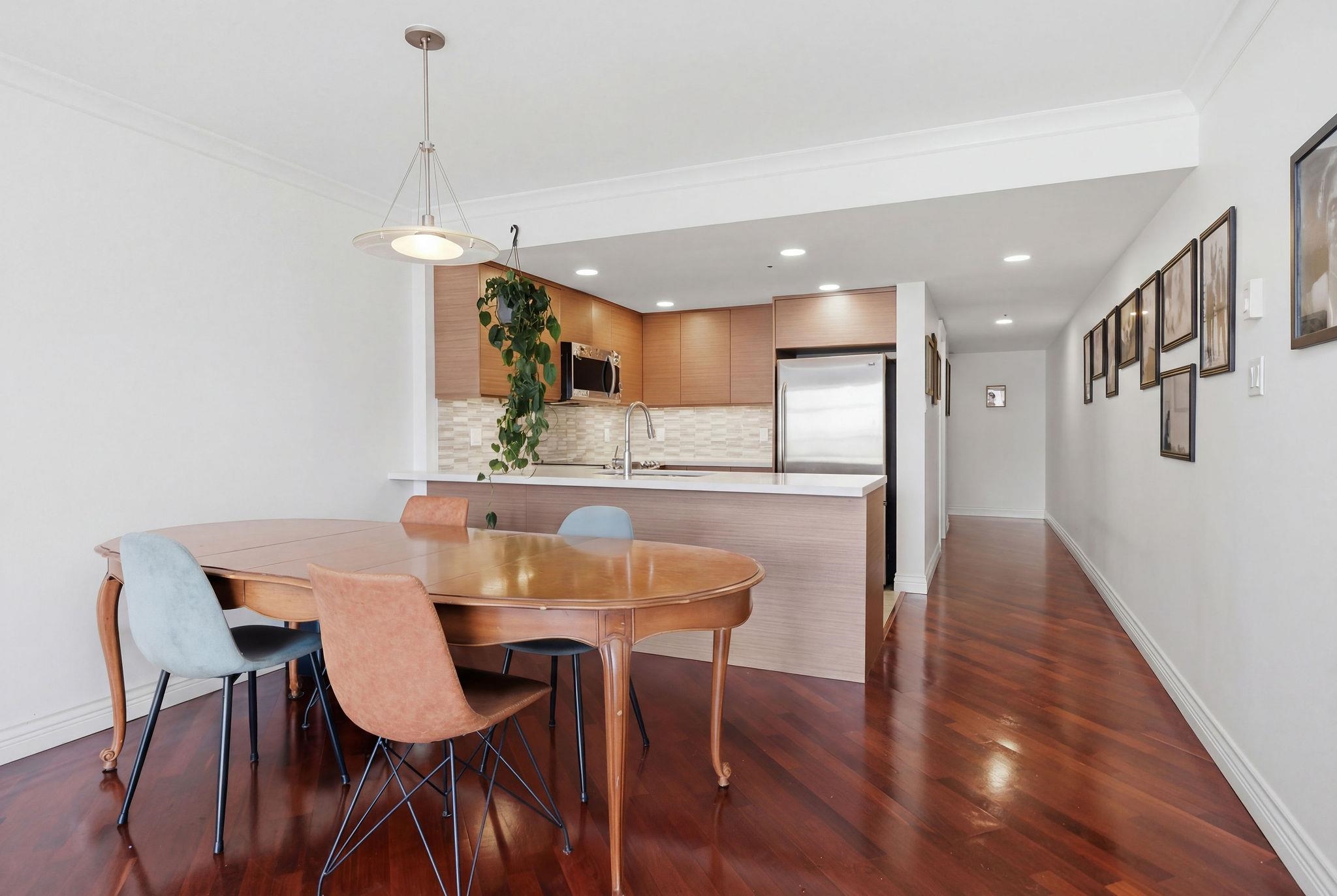 543 1515 W 2ND AVENUE Unit: 543