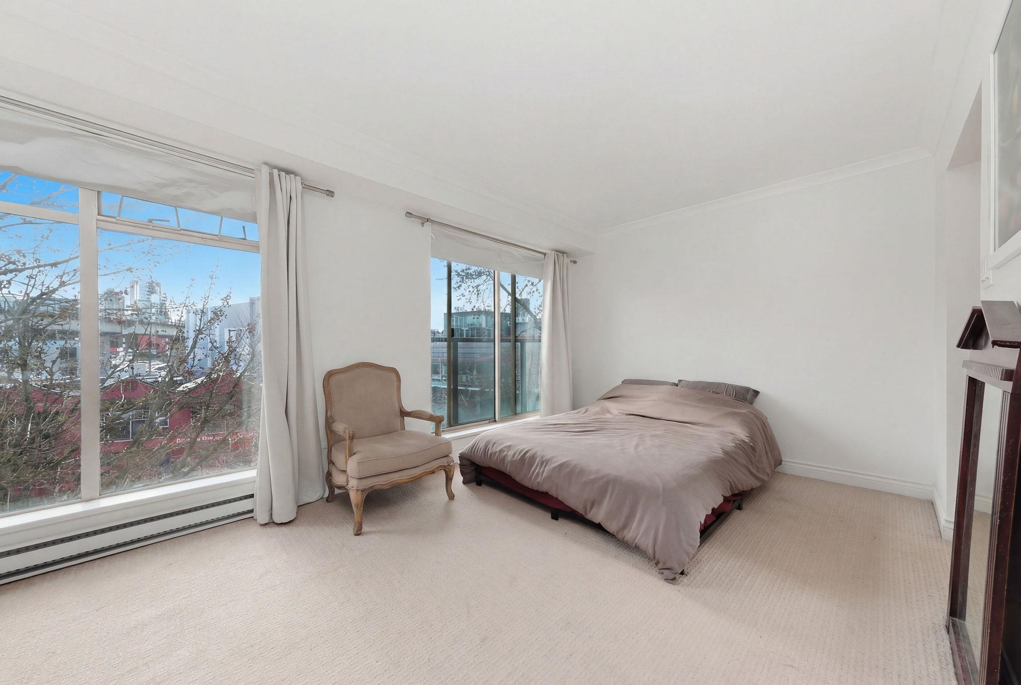 543 1515 W 2ND AVENUE Unit: 543