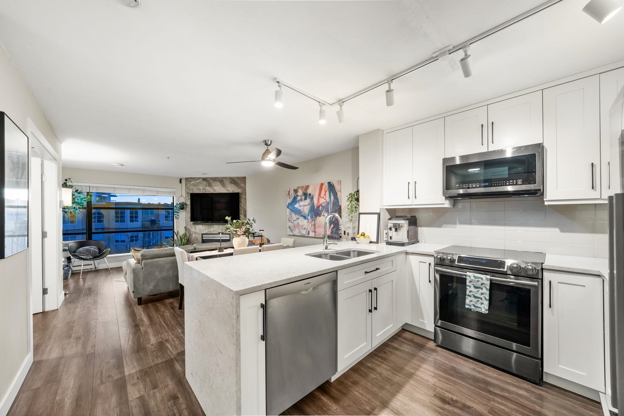 410 124 W 3RD STREET Unit: 410