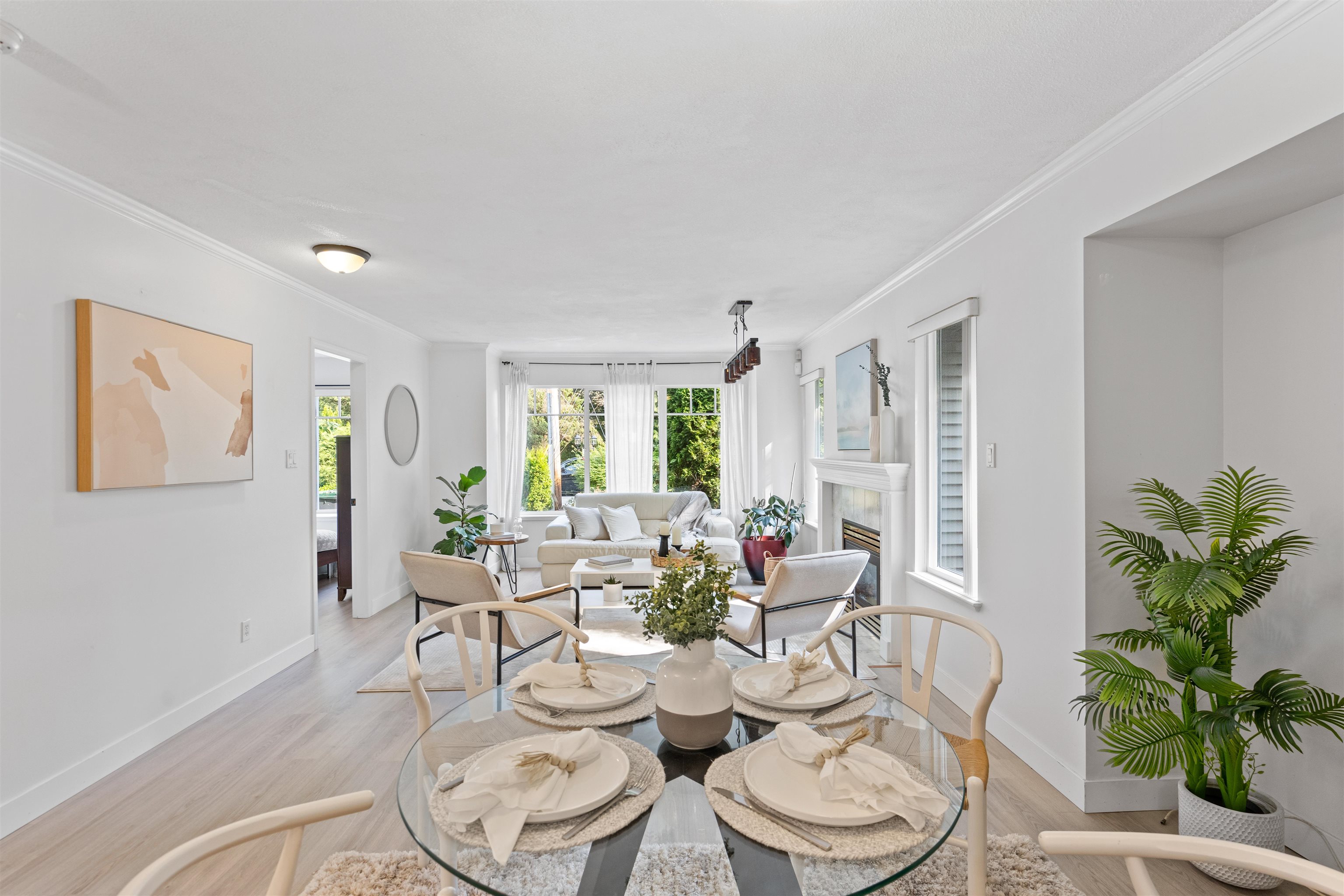 869 SEYMOUR BOULEVARD