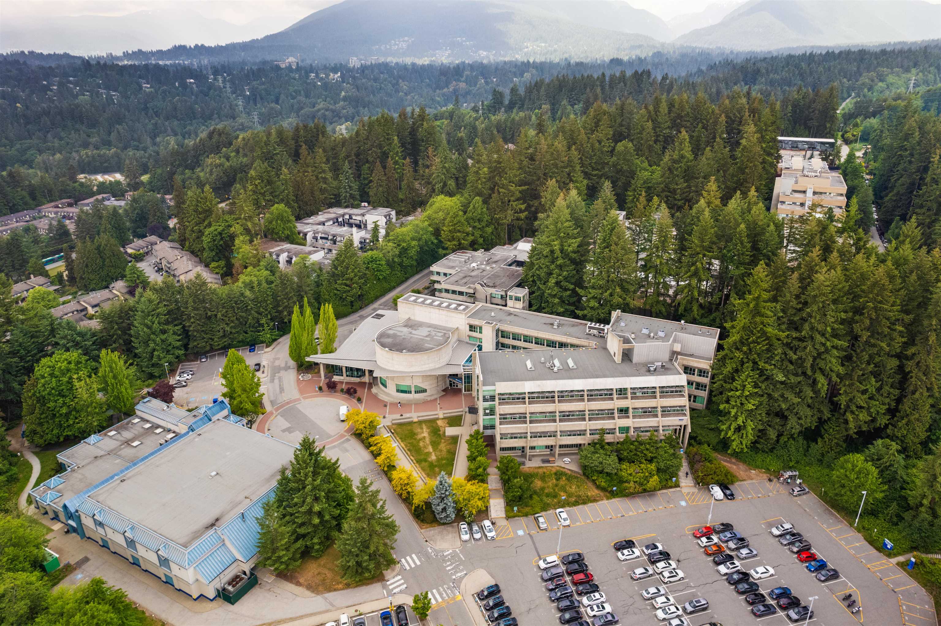 869 SEYMOUR BOULEVARD