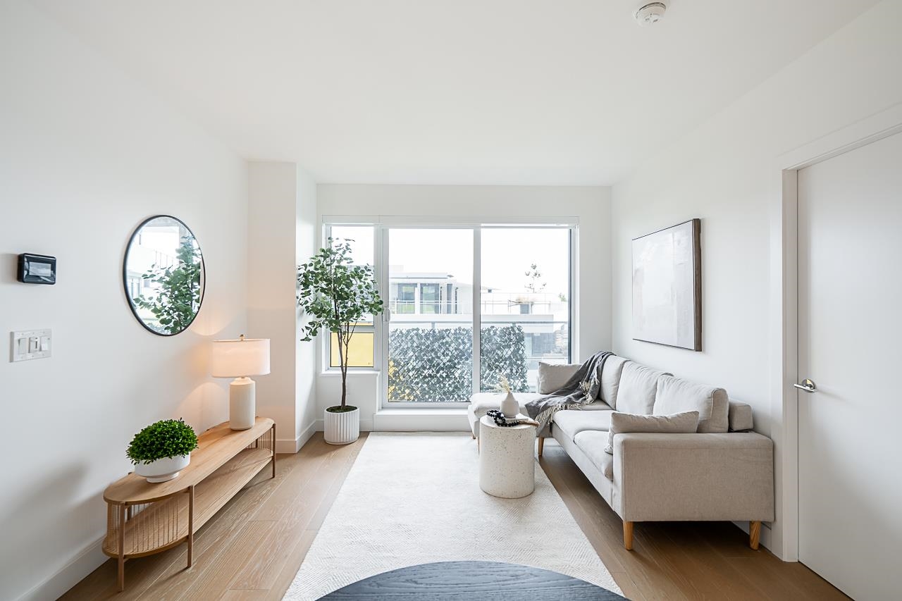 711 5788 GILBERT ROAD Unit: 711