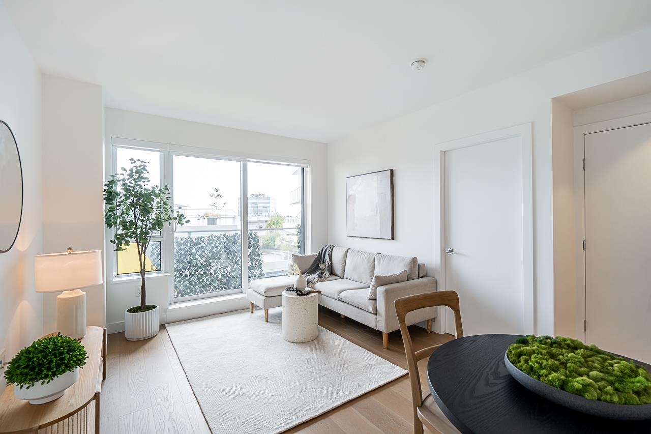 711 5788 GILBERT ROAD Unit: 711