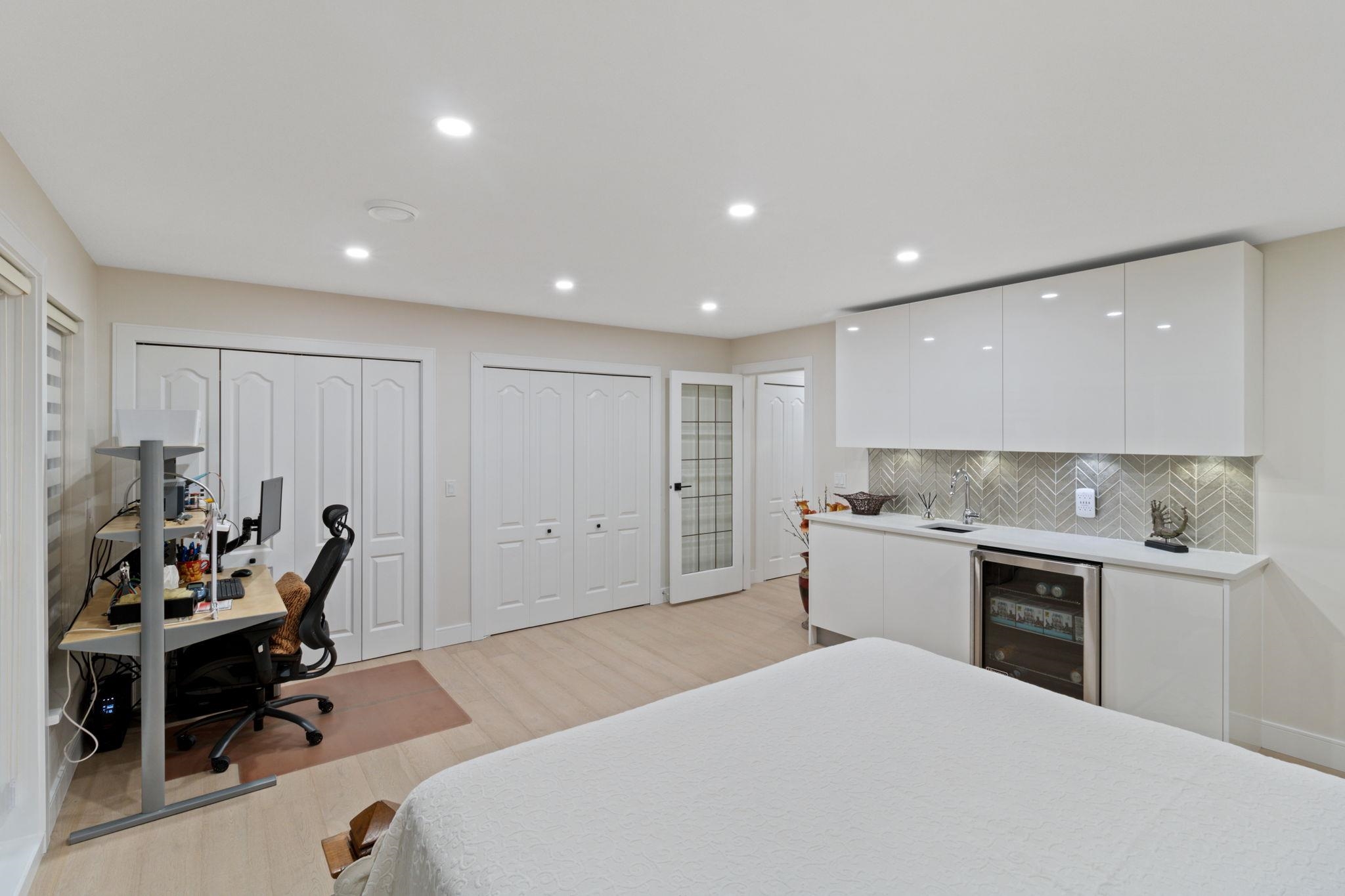 7231 DAMPIER COURT