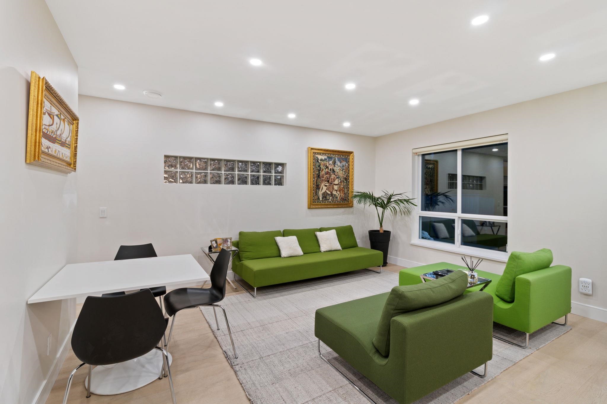7231 DAMPIER COURT