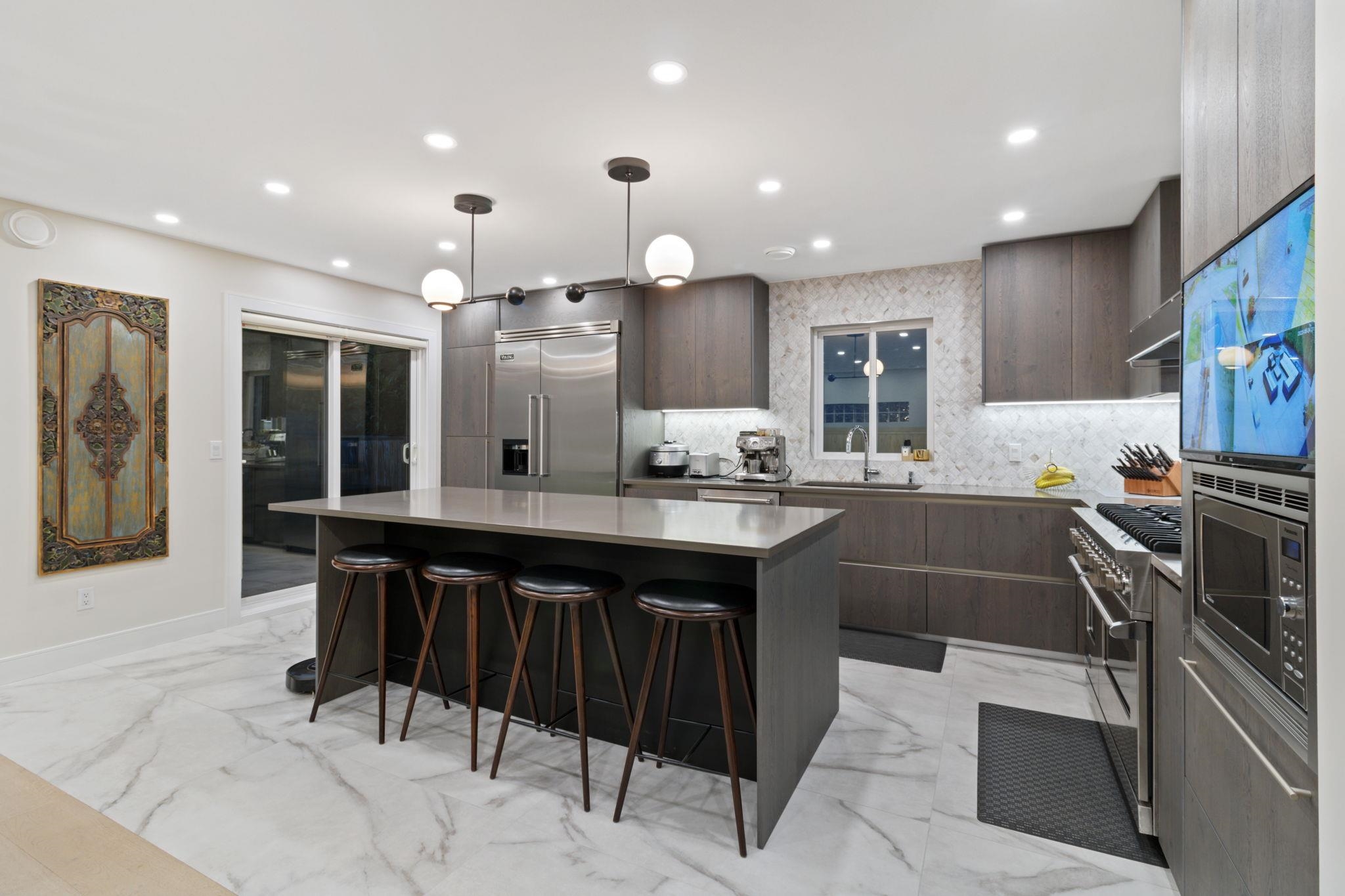 7231 DAMPIER COURT