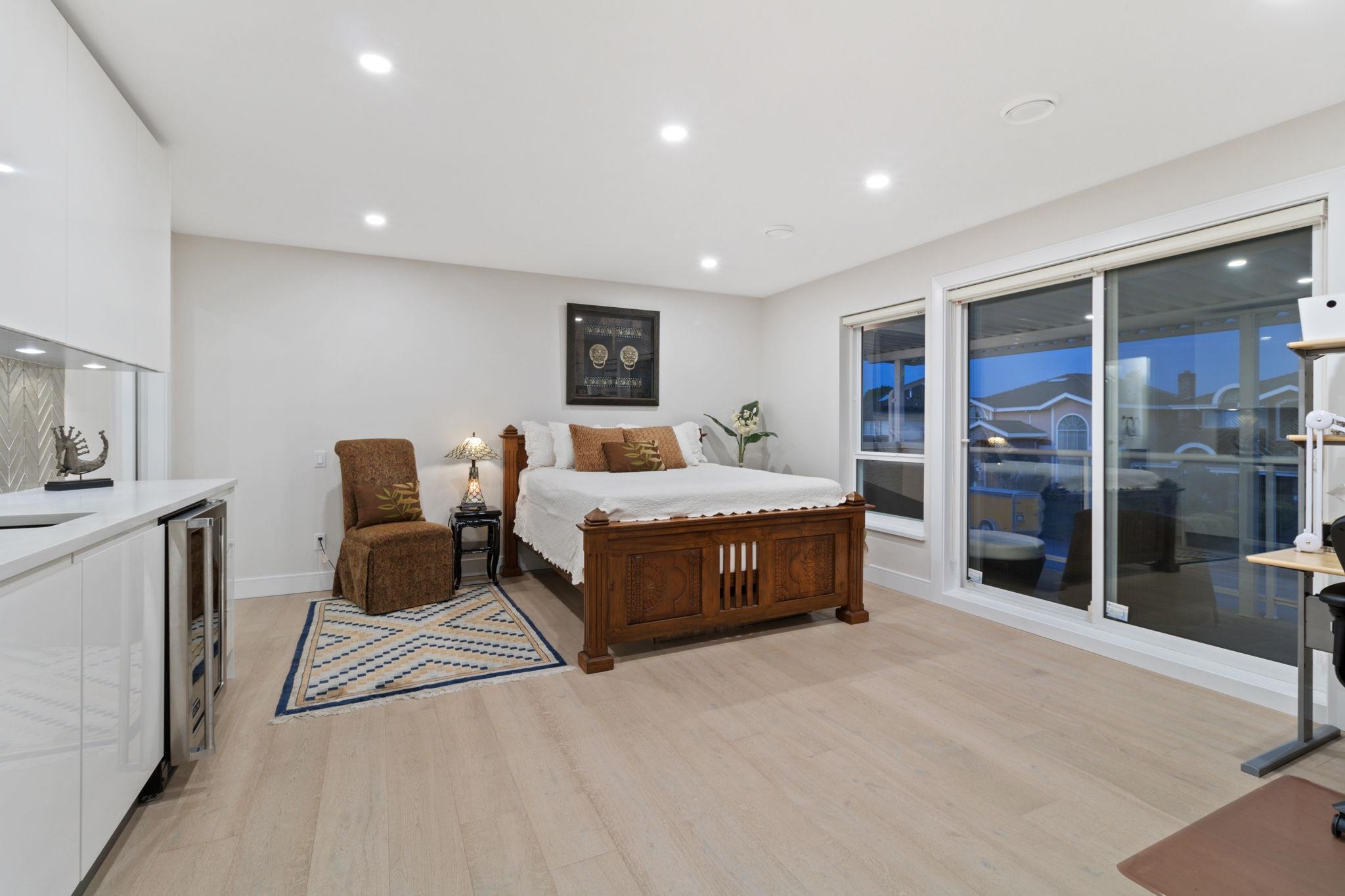 7231 DAMPIER COURT