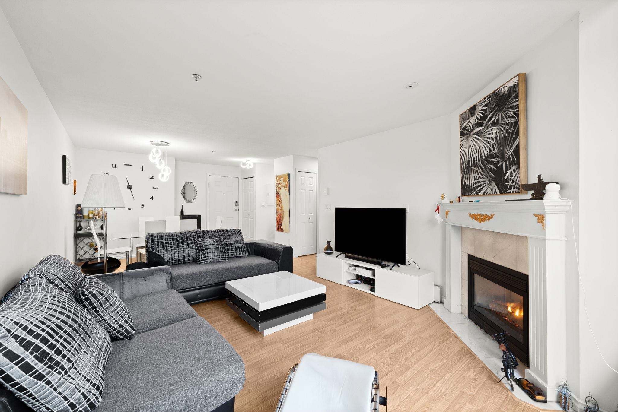 25 2378 RINDALL AVENUE Unit: 25