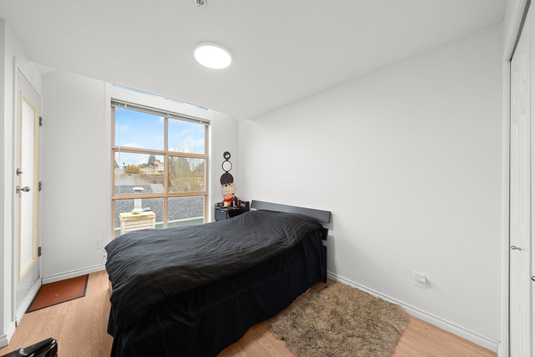 25 2378 RINDALL AVENUE Unit: 25