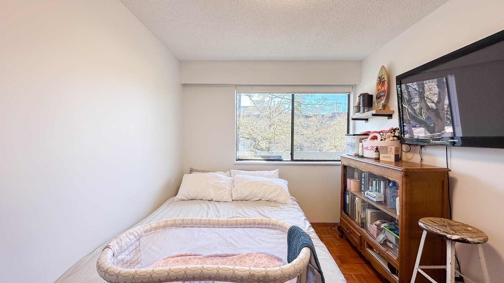 202 2080 MAPLE STREET Unit: 202